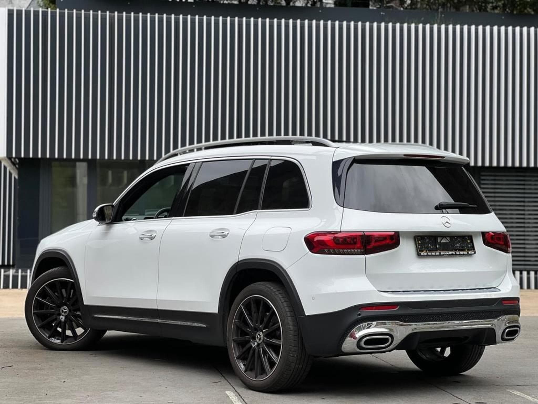 Mercedes GLB 250 (2021) - Photo 4