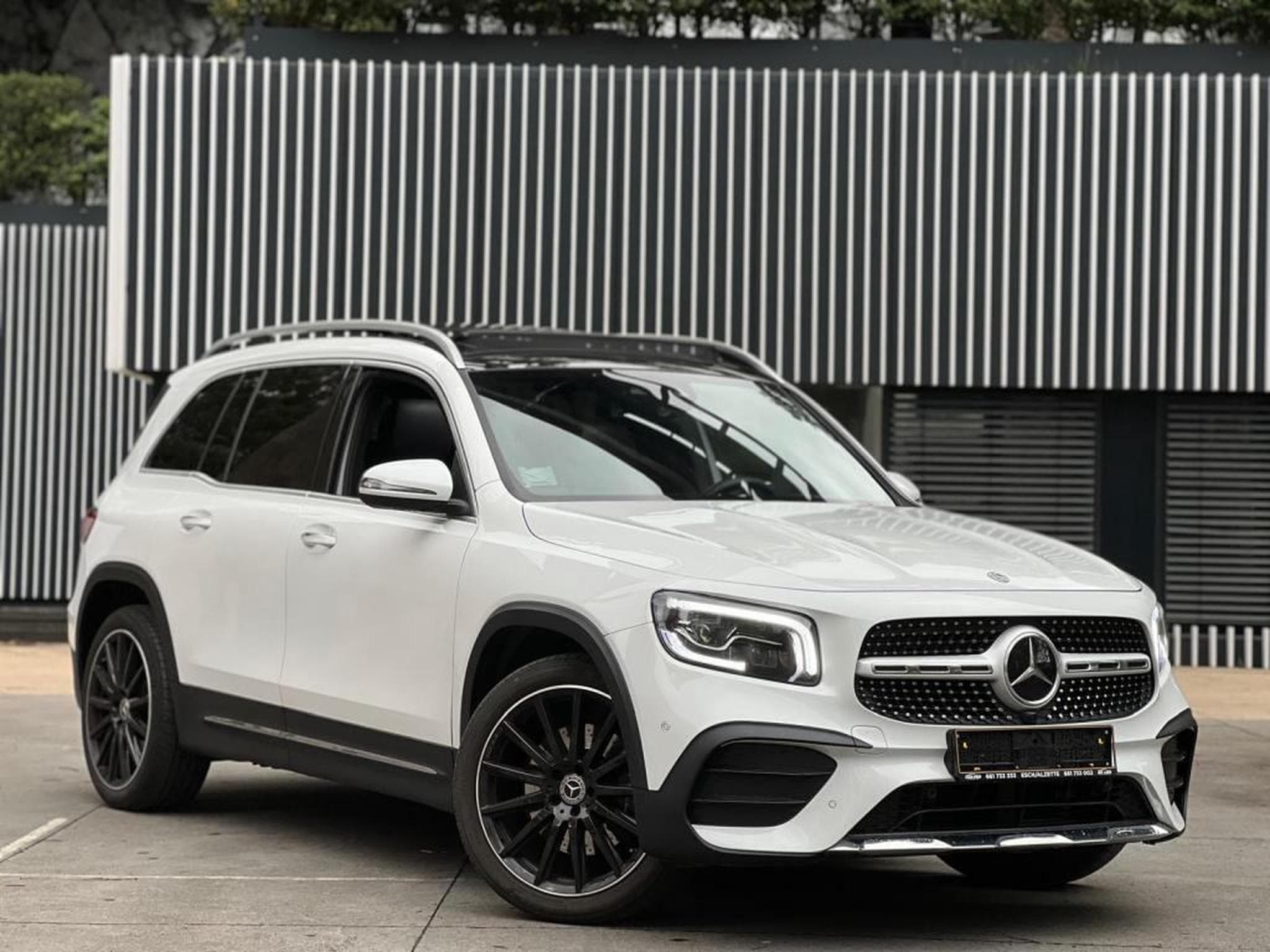 Mercedes GLB 250 (2021) - Photo 2