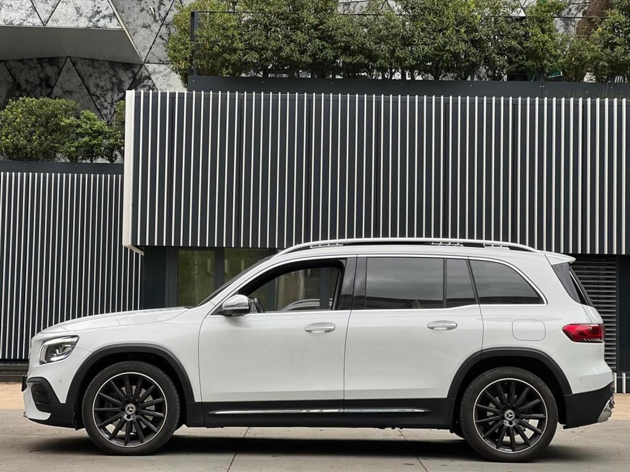 Mercedes GLB 250 (2021) - Photo 8
