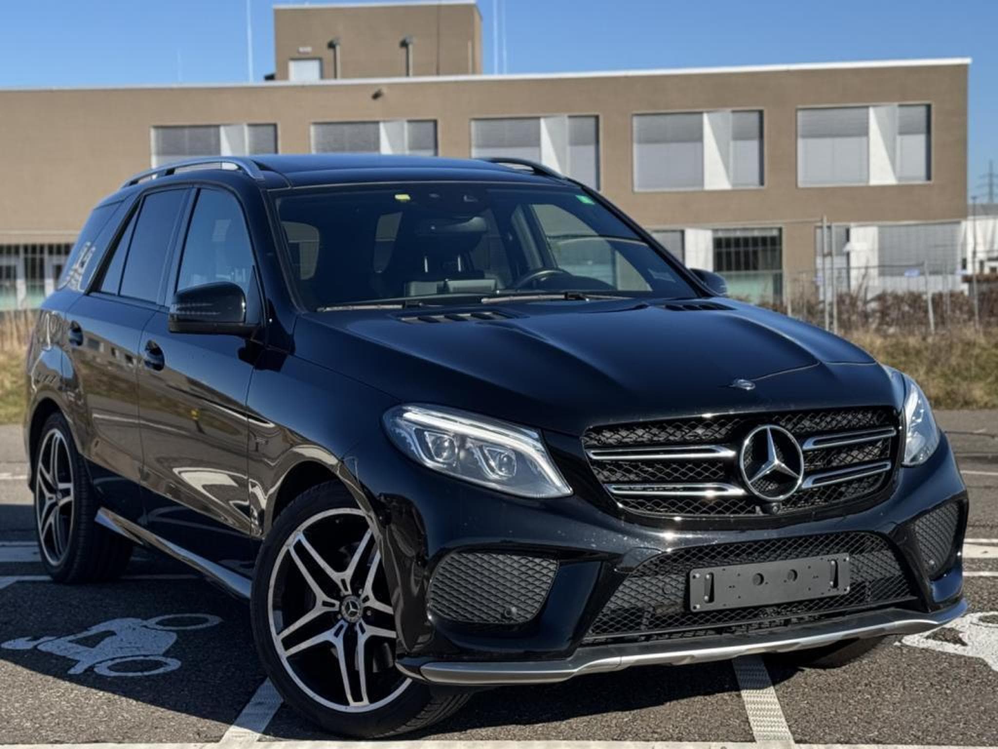 Mercedes GLE 450 AMG (2016) - Photo 2