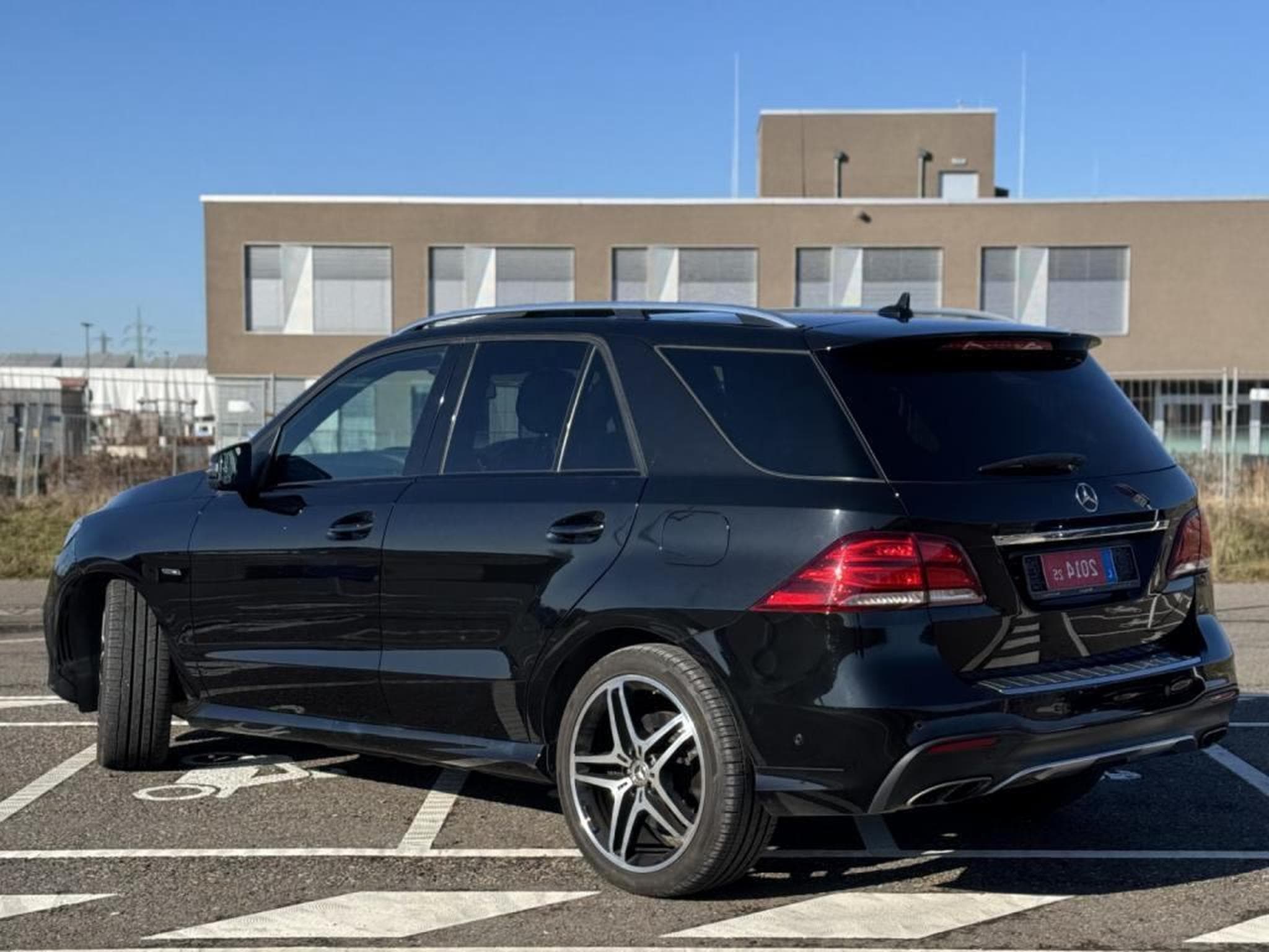 Mercedes GLE 450 AMG (2016) - Photo 4