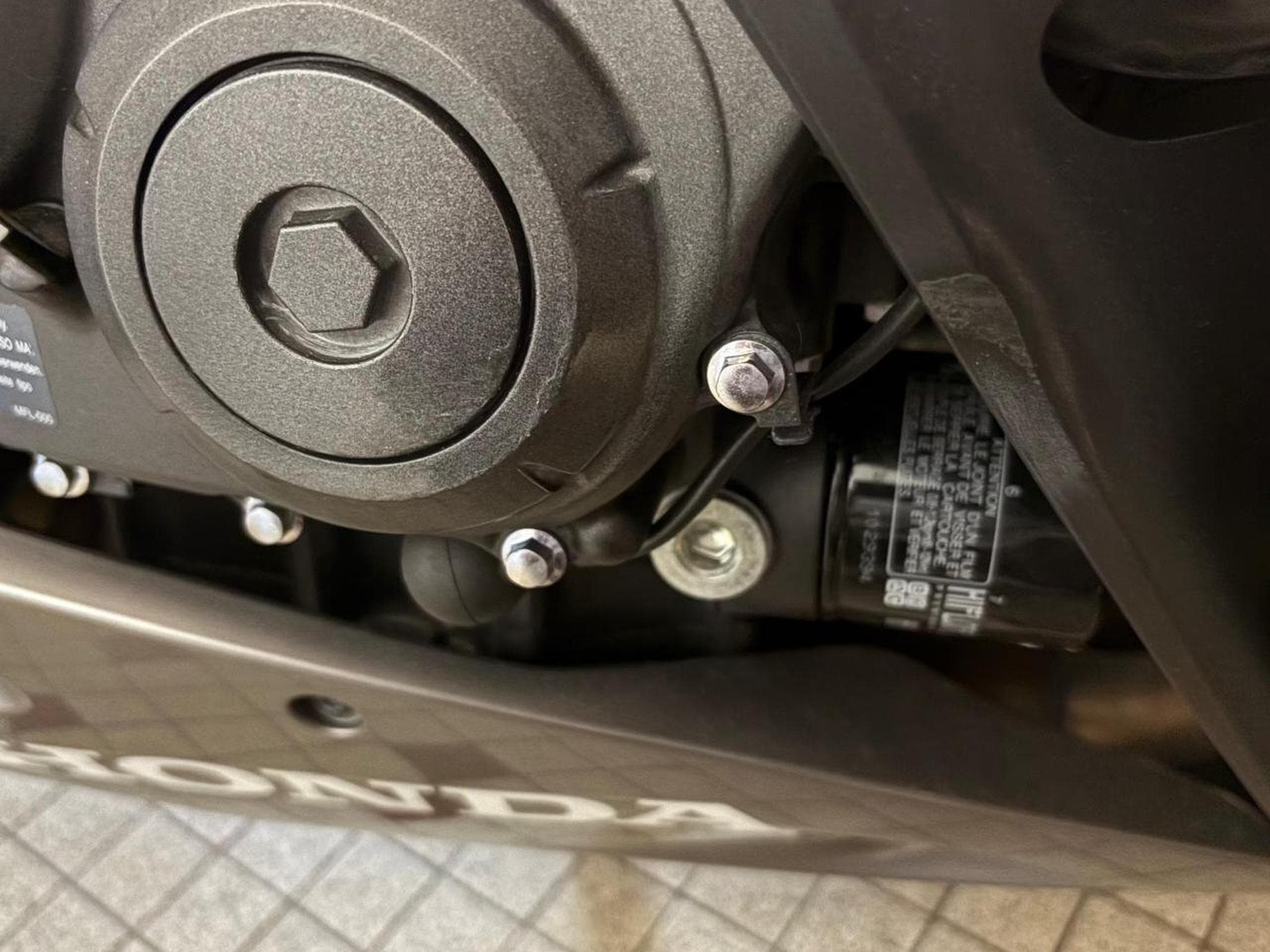Honda CBR 1000RA Tiefergelegt viel Zubehör (2015) - Photo 3