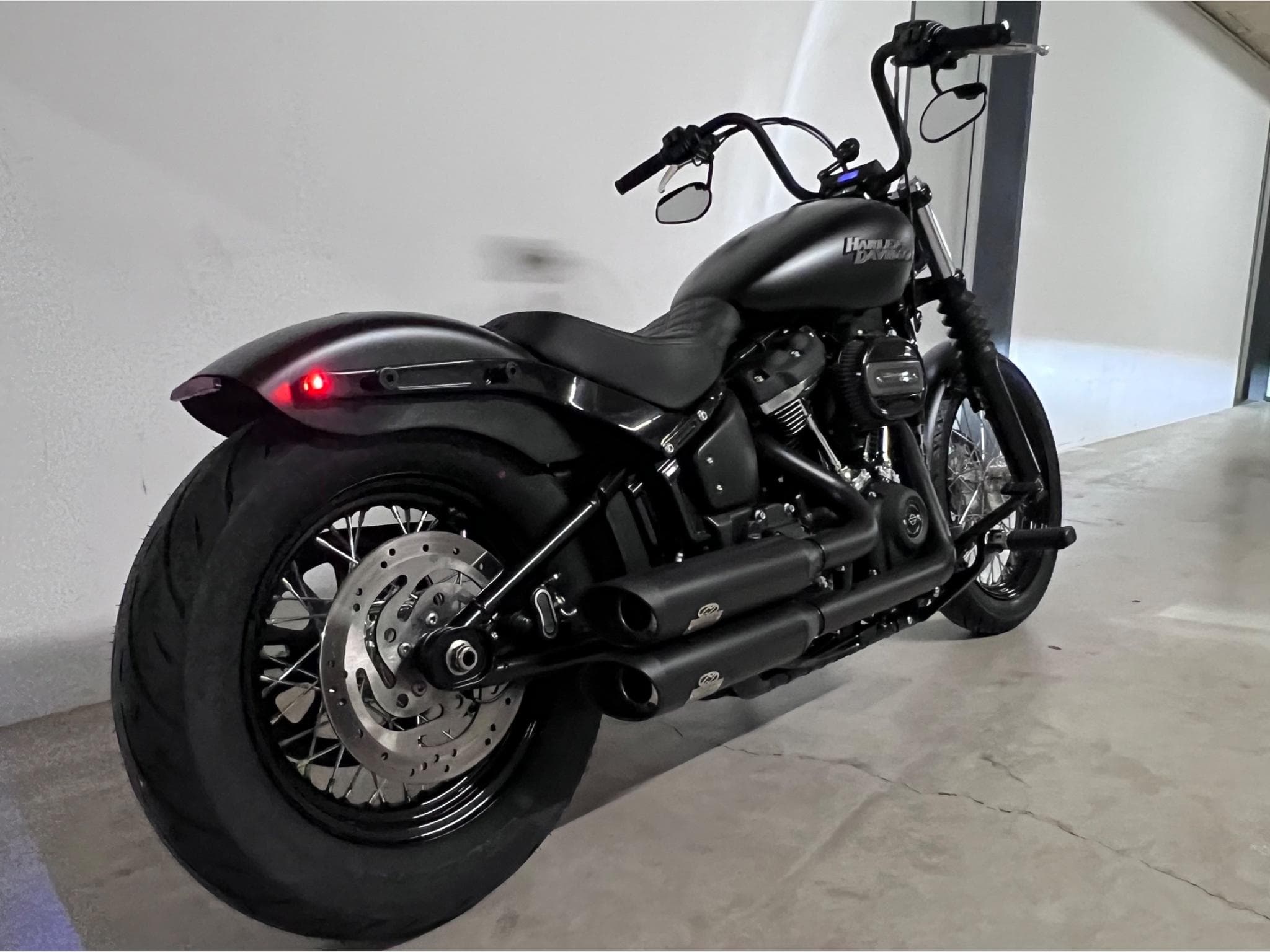 Harley-Davidson Street Bob (2020) - Photo 3