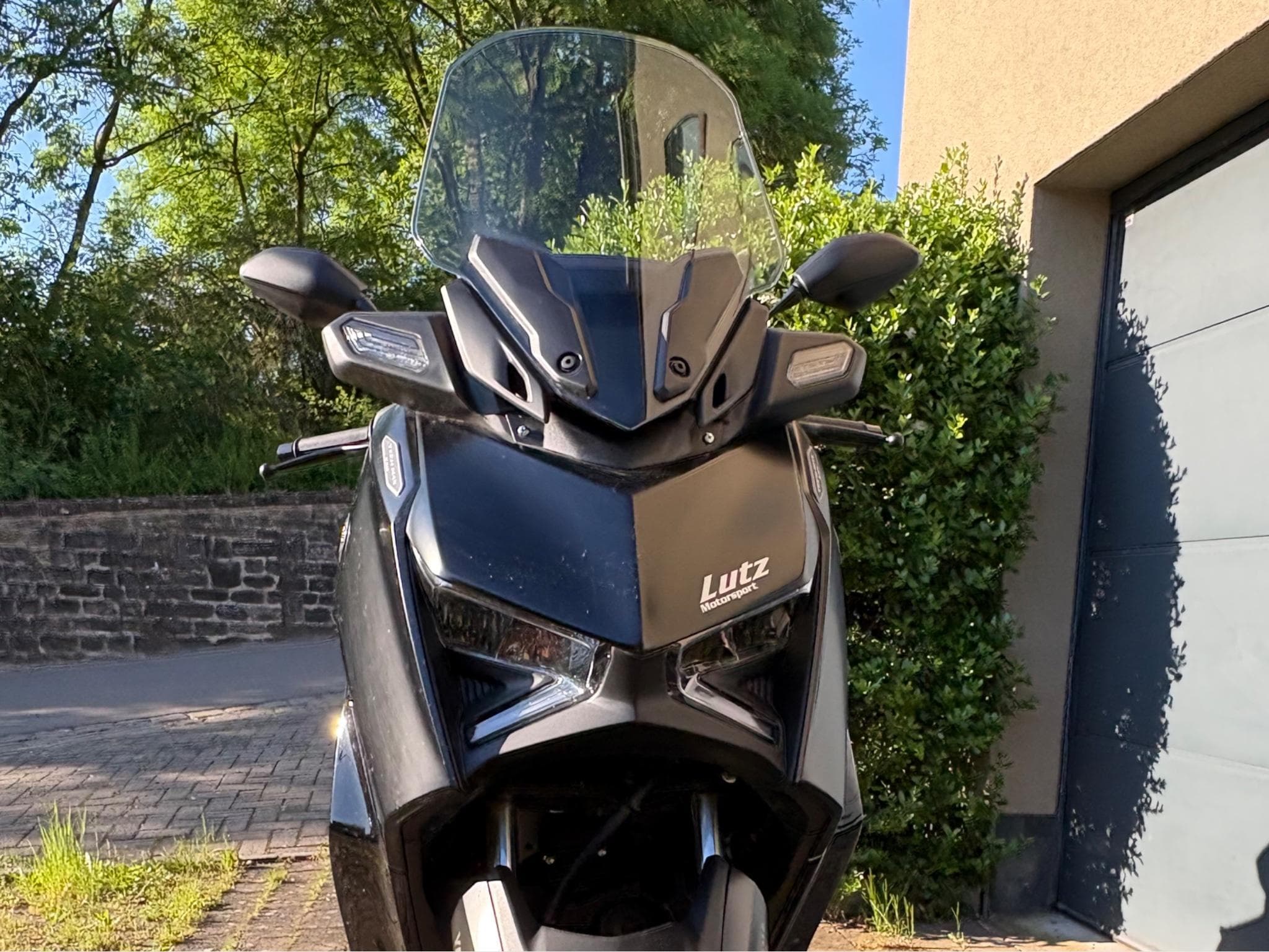 Yamaha X-Max Tech Max (2024) - Photo 4