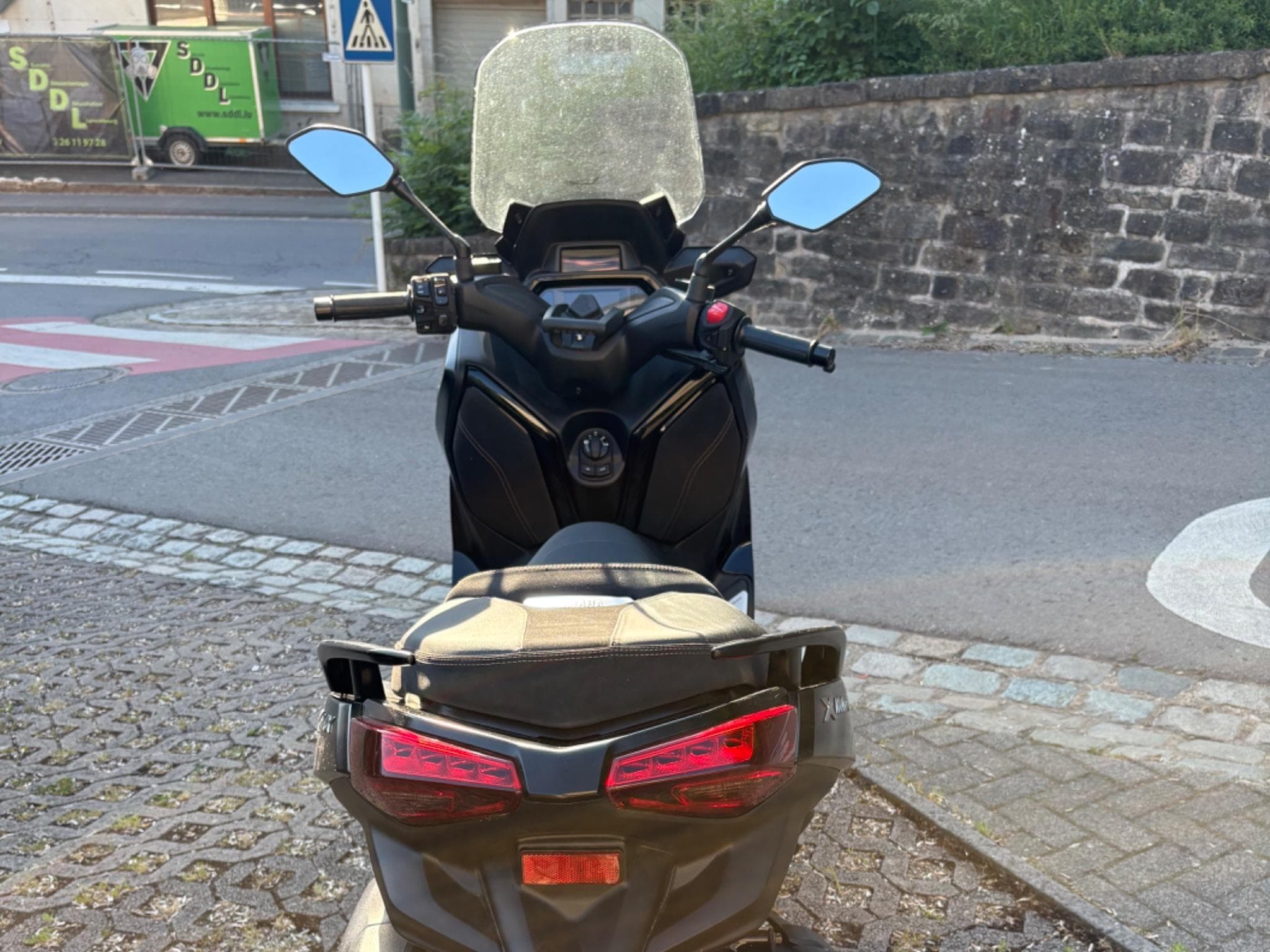 Yamaha X-Max Tech Max (2024) - Photo 7