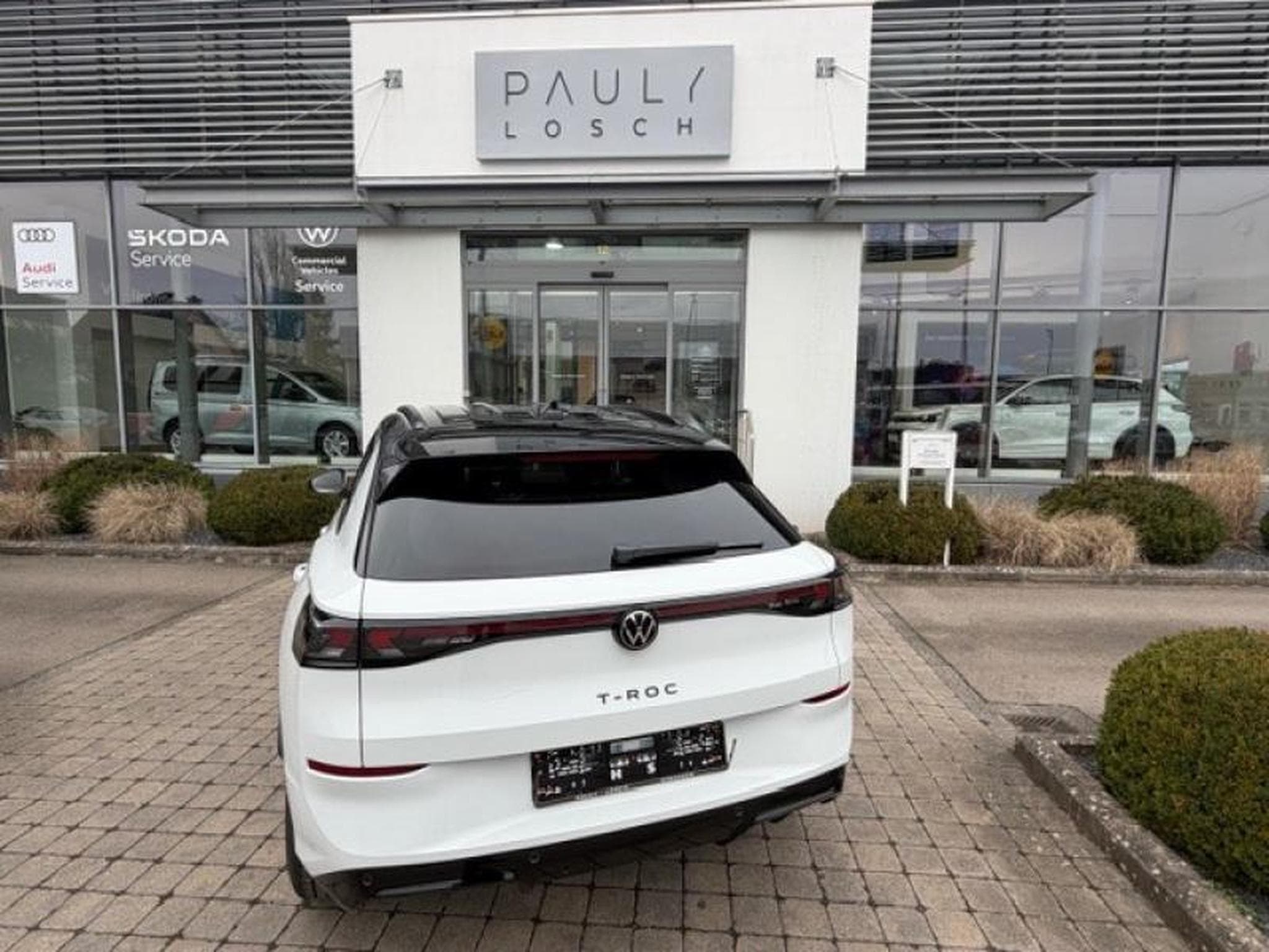 VW T-Roc R-LINE (2025) - Photo 8