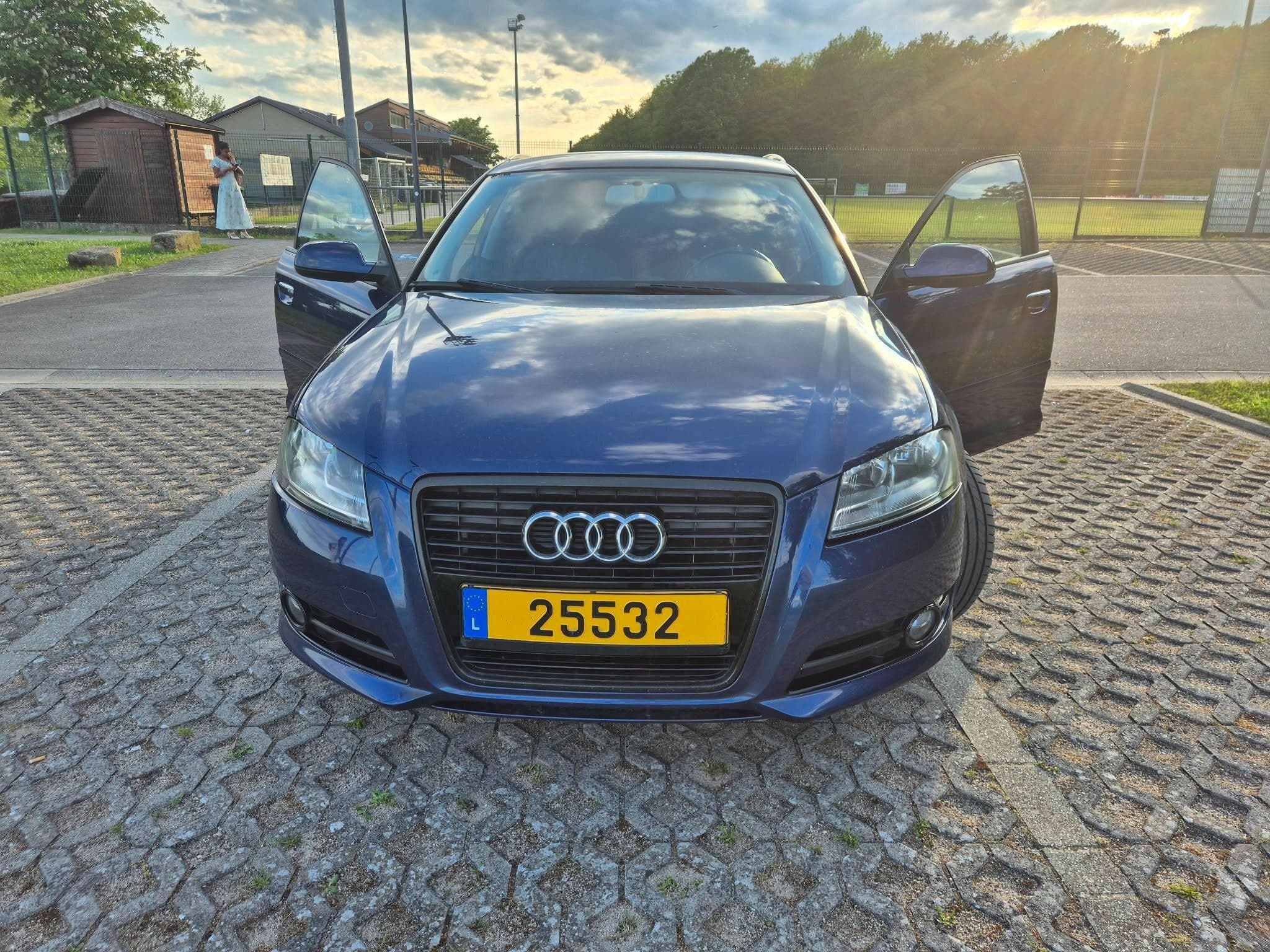 Audi A3 Sportback (2011) - Photo 1