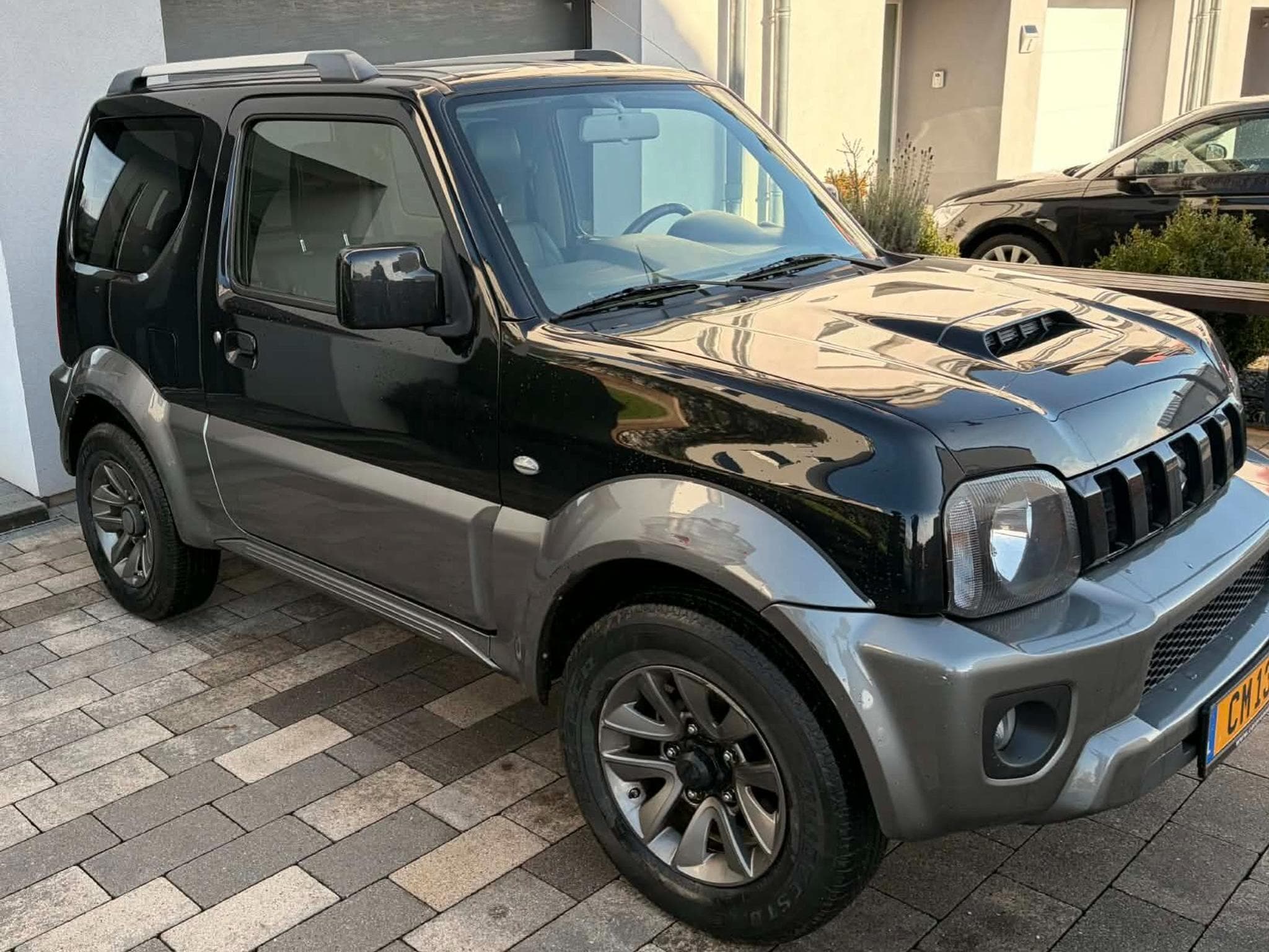 Suzuki Jimny B43V (2014) - Photo 2
