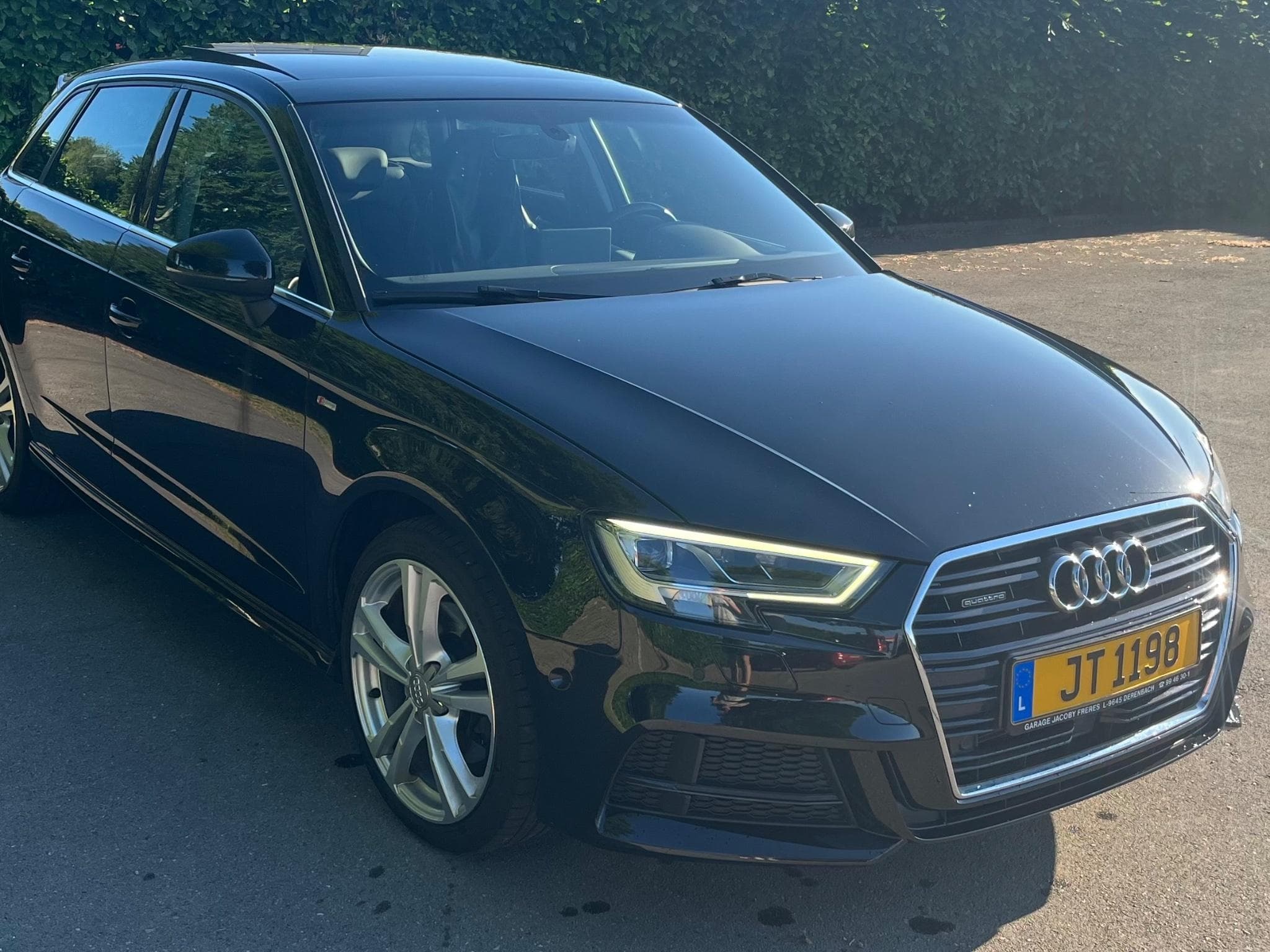 Audi A3 40 TFSI Quattro S Line (2019) - Photo 3
