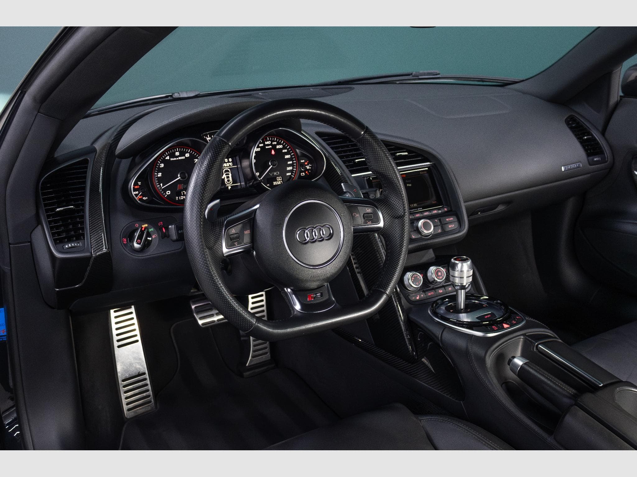 Audi R8 V10 PLUS 5.2 FSI QUATTRO S-TRONIC (2014) - Photo 13
