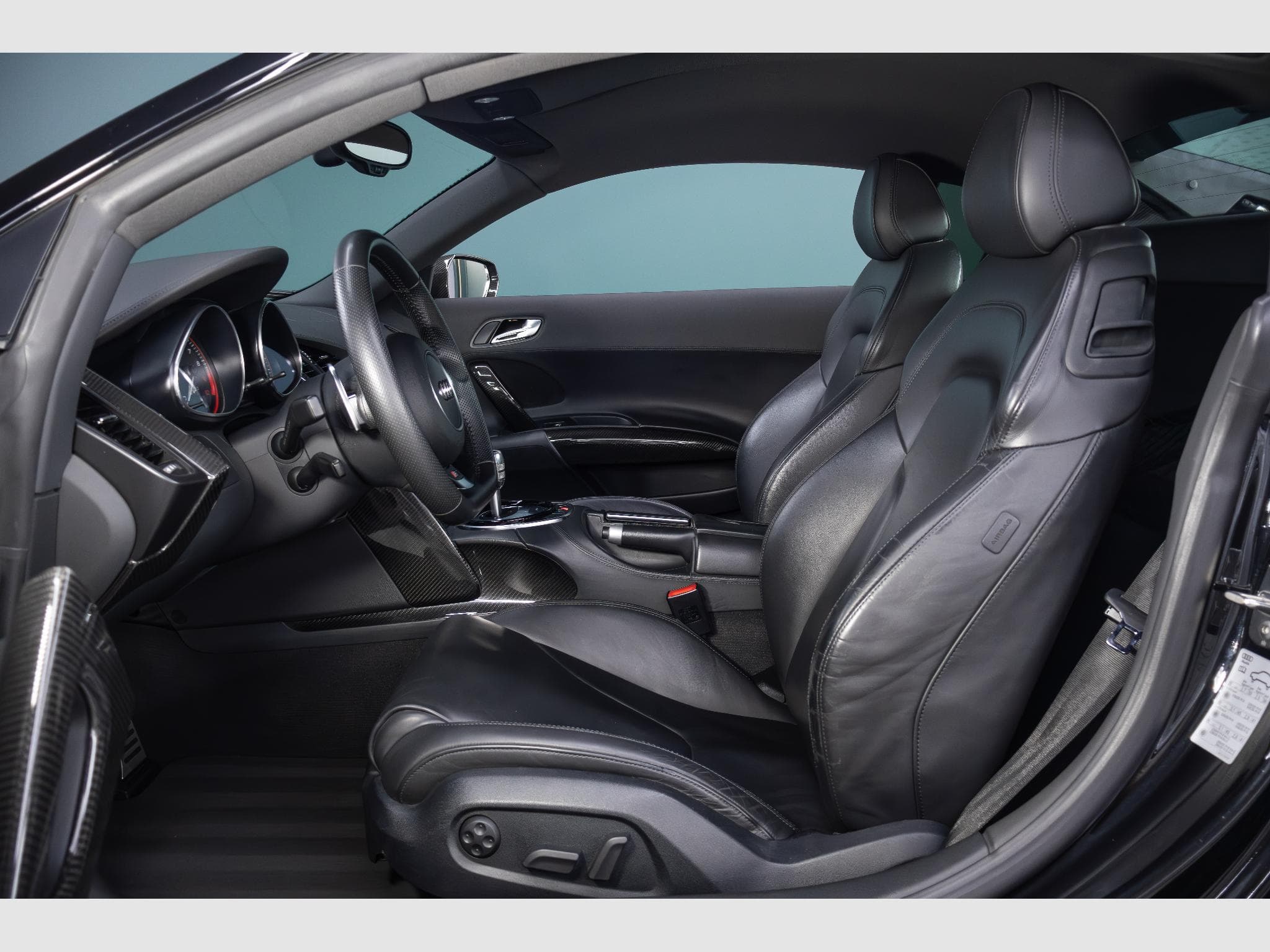 Audi R8 V10 PLUS 5.2 FSI QUATTRO S-TRONIC (2014) - Photo 15