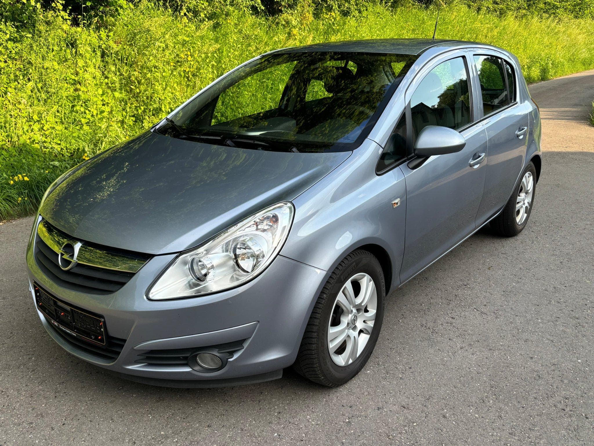 Opel Corsa 1.3Cdti 75cv *1ere main (2009) - Photo 1