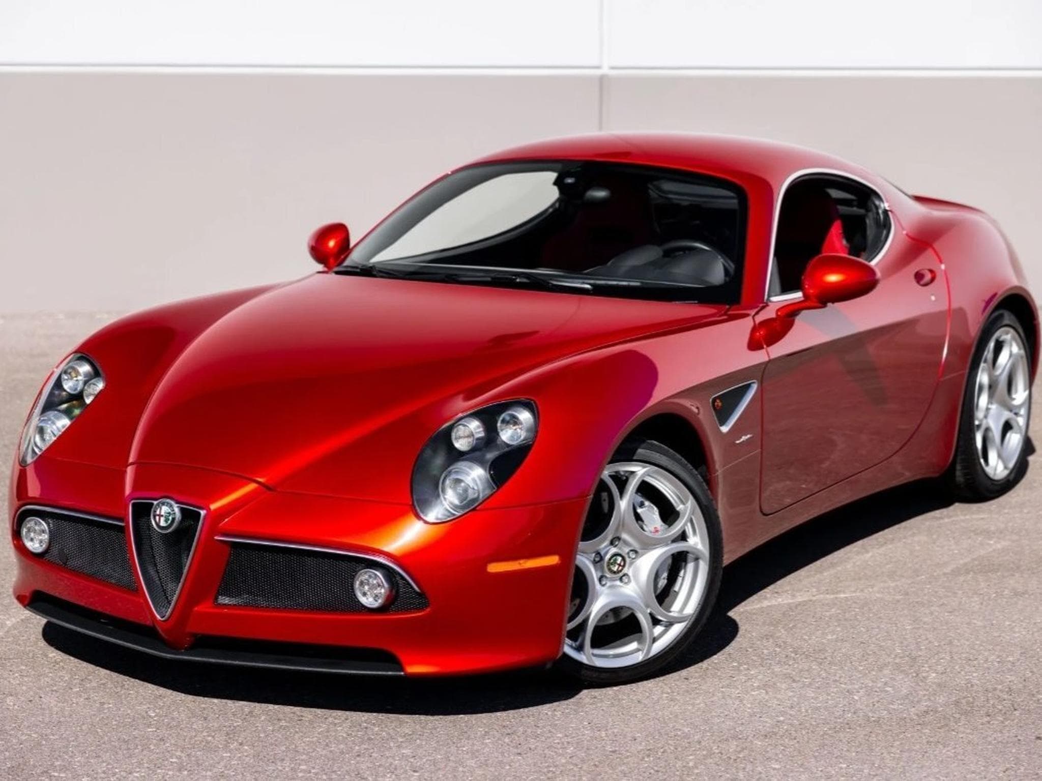 Alfa-Romeo 8C Competizione (2009) - Foto 1