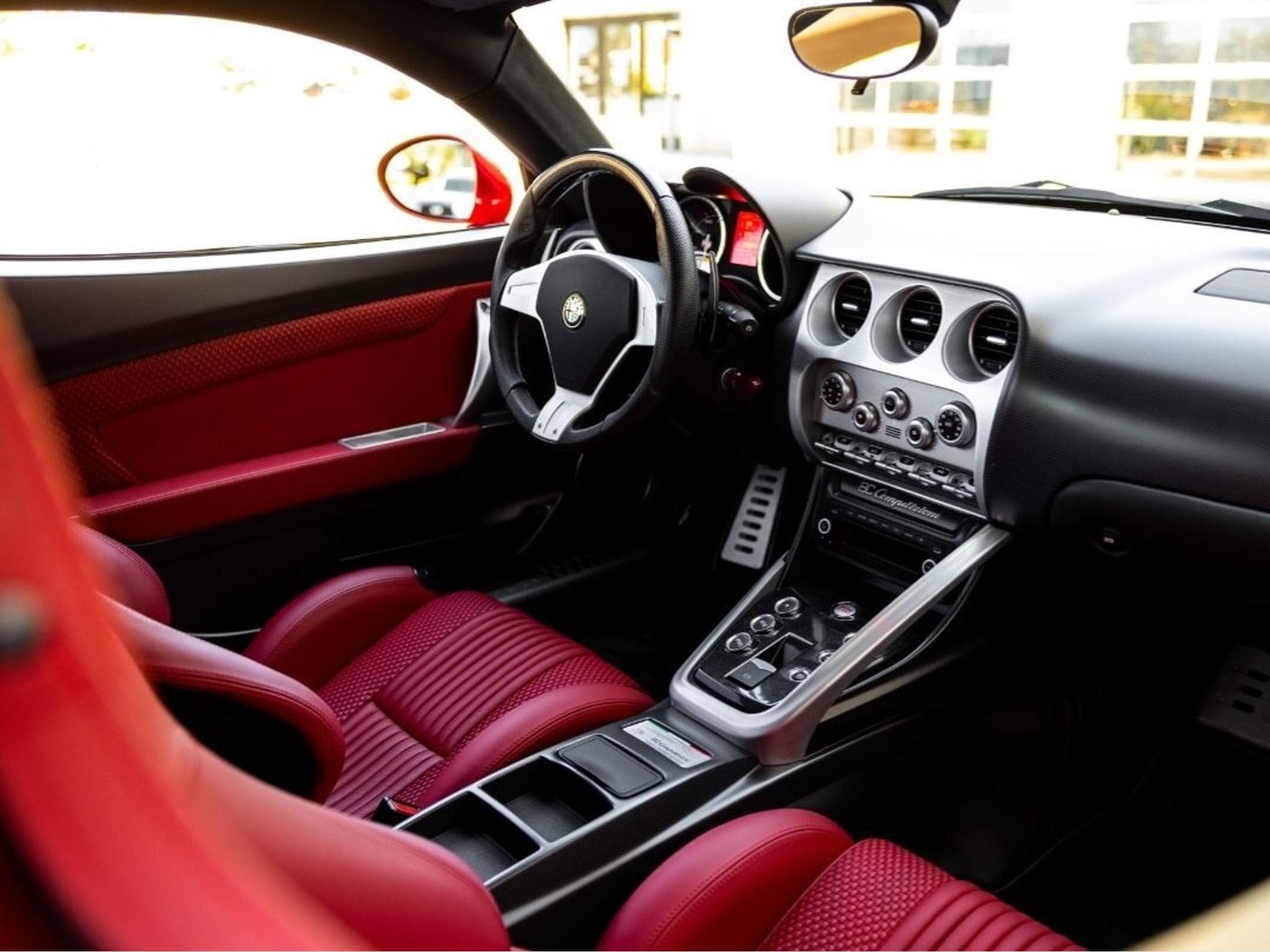 Alfa-Romeo 8C Competizione (2009) - Foto 2