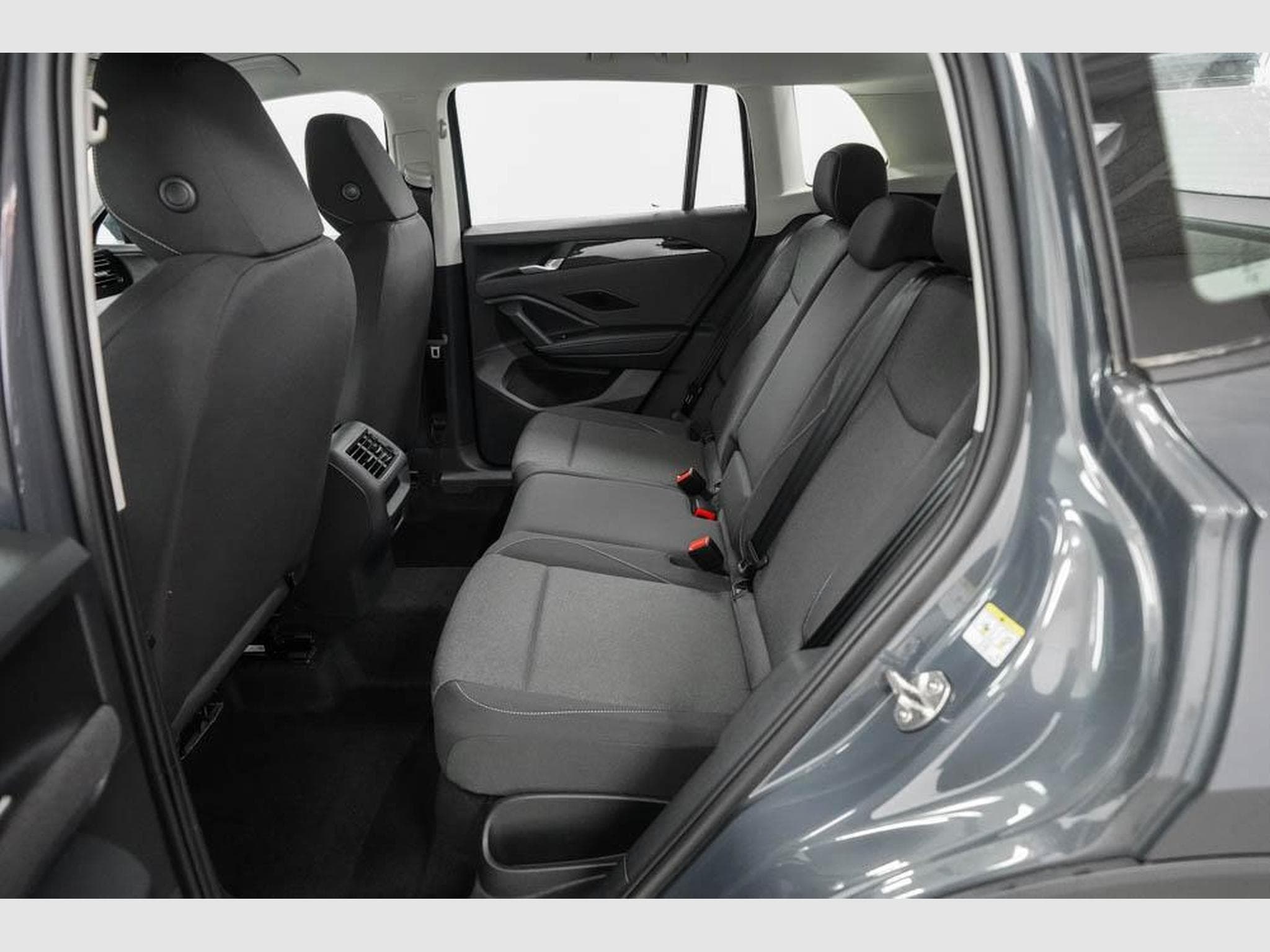 VW Tiguan 1,5 eTSI DSG (2026) - Photo 17