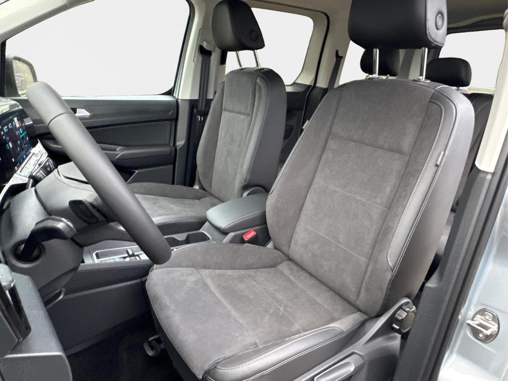 VW Caddy Style (2026) - Photo 14