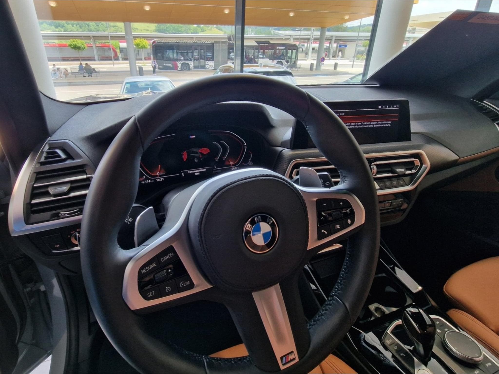 BMW X3 X-drive 2.0i (2022) - Photo 4