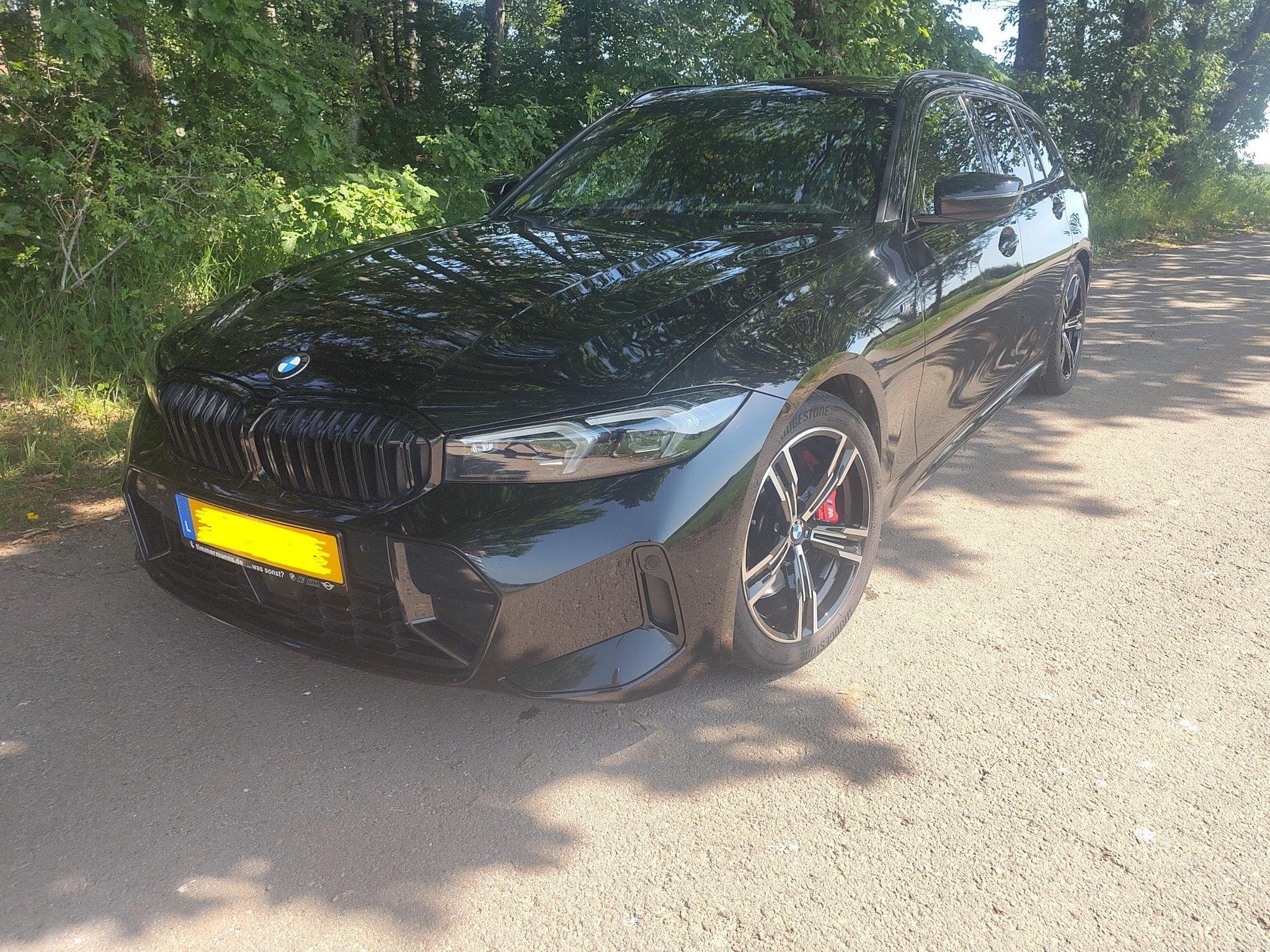 BMW 330 M plus dark (2024) - Photo 1