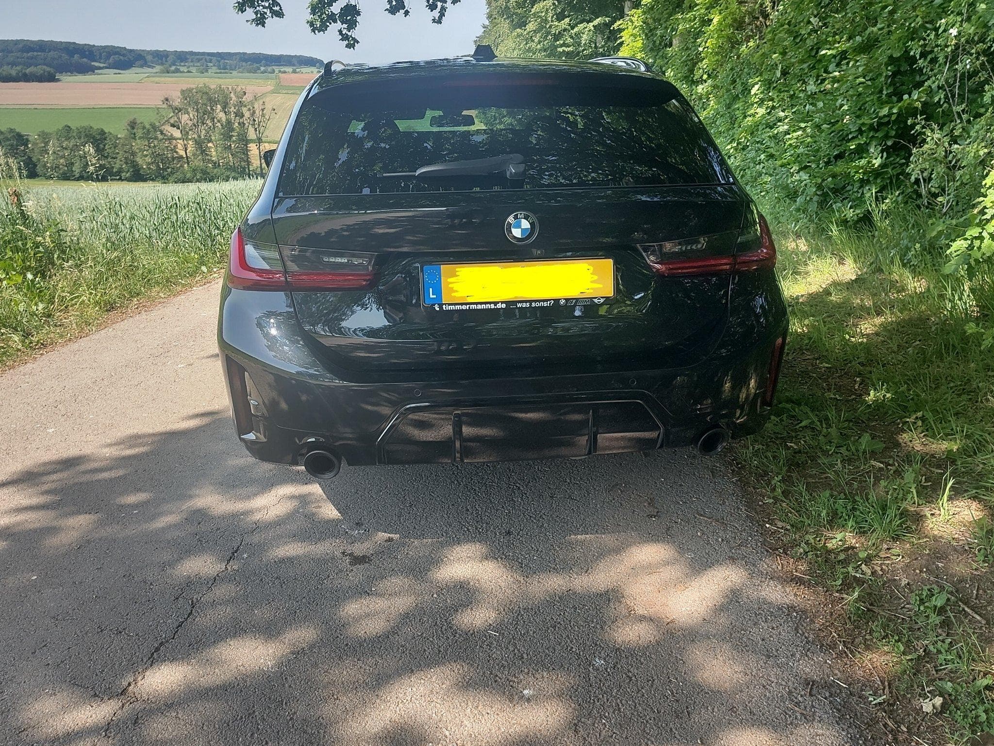 BMW 330 M plus dark (2024) - Photo 3