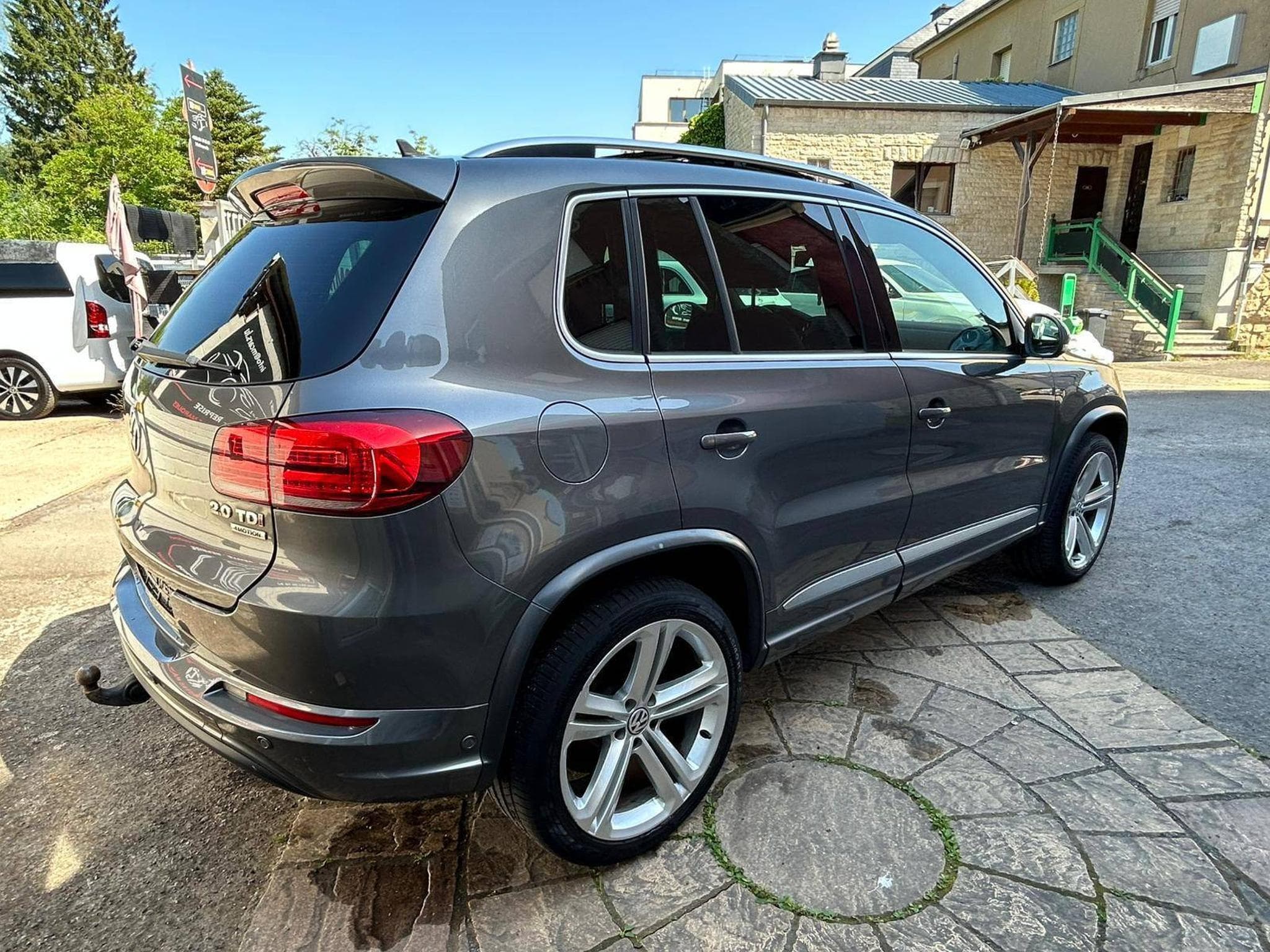 VW Tiguan 2.0 TDI 177CV DSG R LINE 4 MOTION LED PANORAMA CUIR (2014) - Photo 5