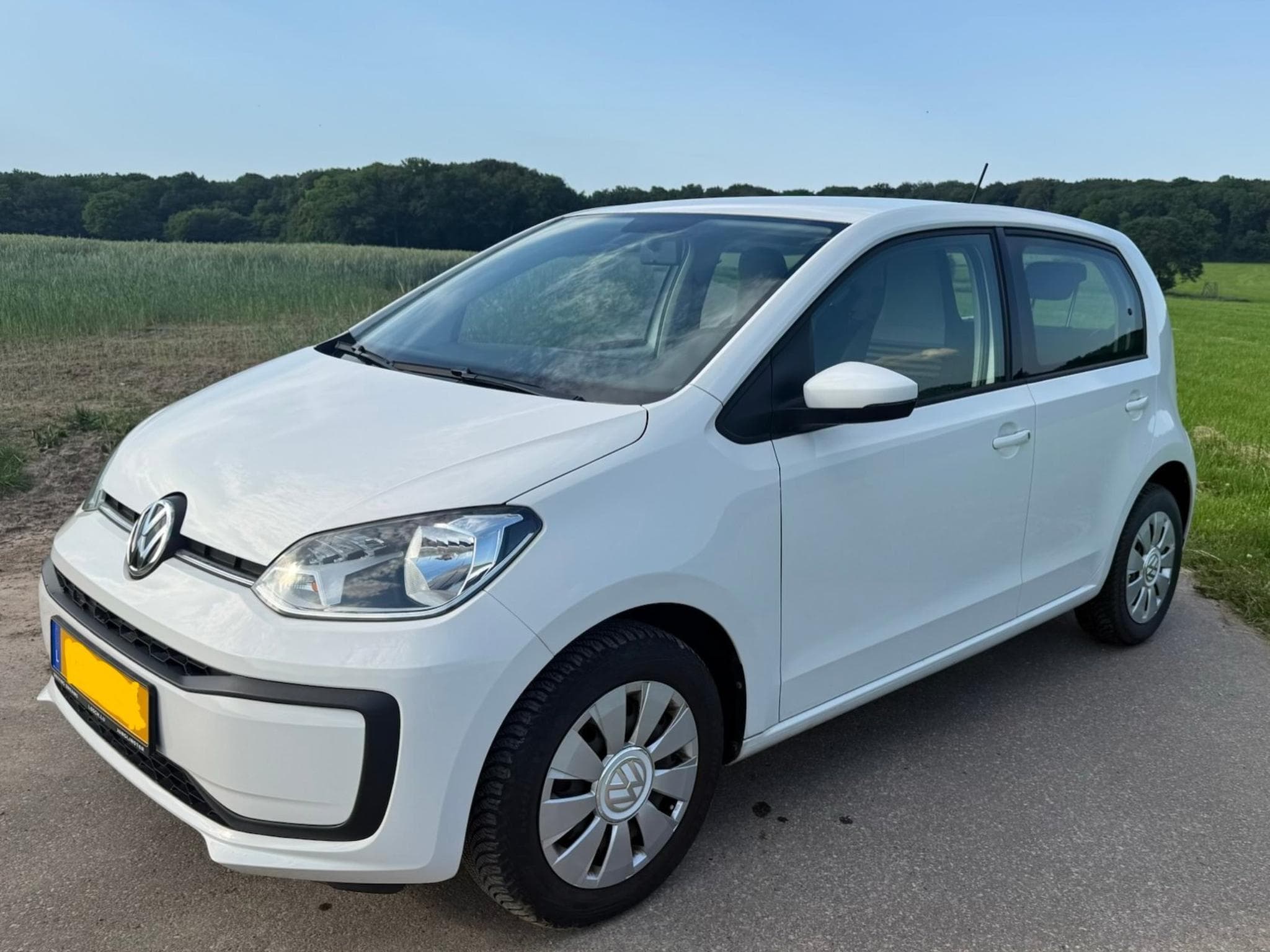 VW UP Abchya (2018) - Photo 3