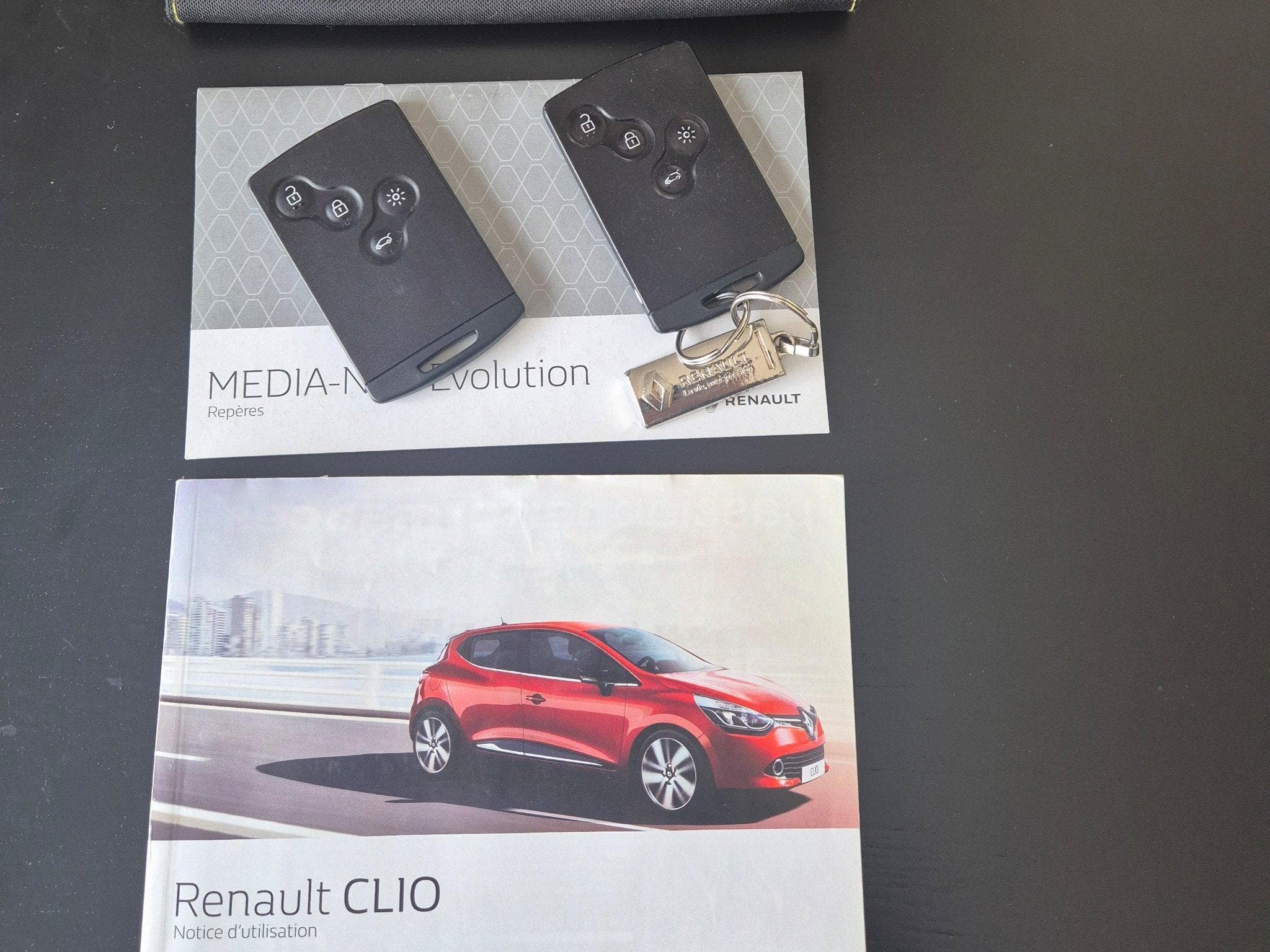 Renault Clio 1.5 dCi Energy Limited (2016) - Photo 3