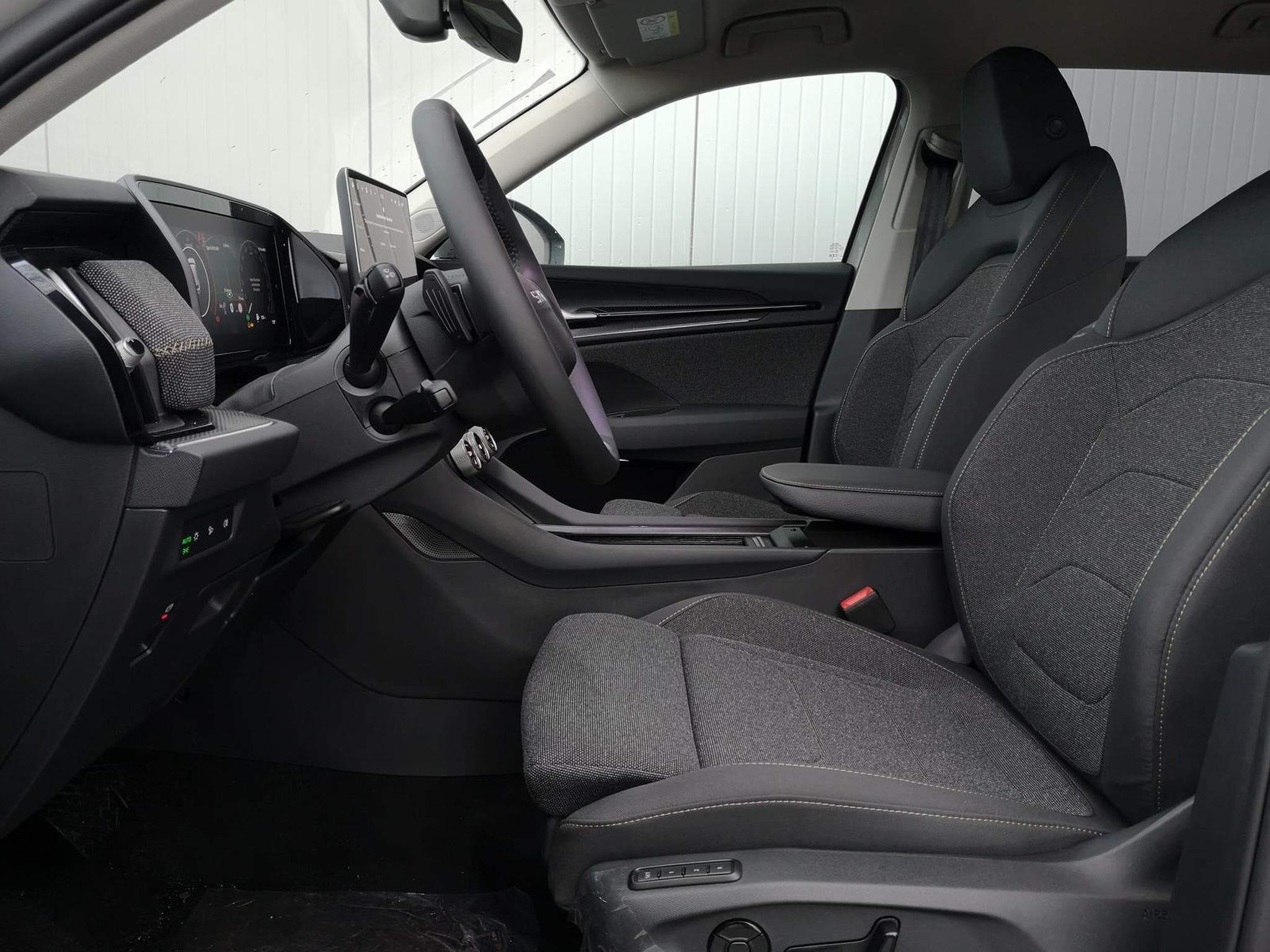 Skoda Kodiaq 2.0 TDI 142 kW 4x4 Selection (2026) - Foto 7