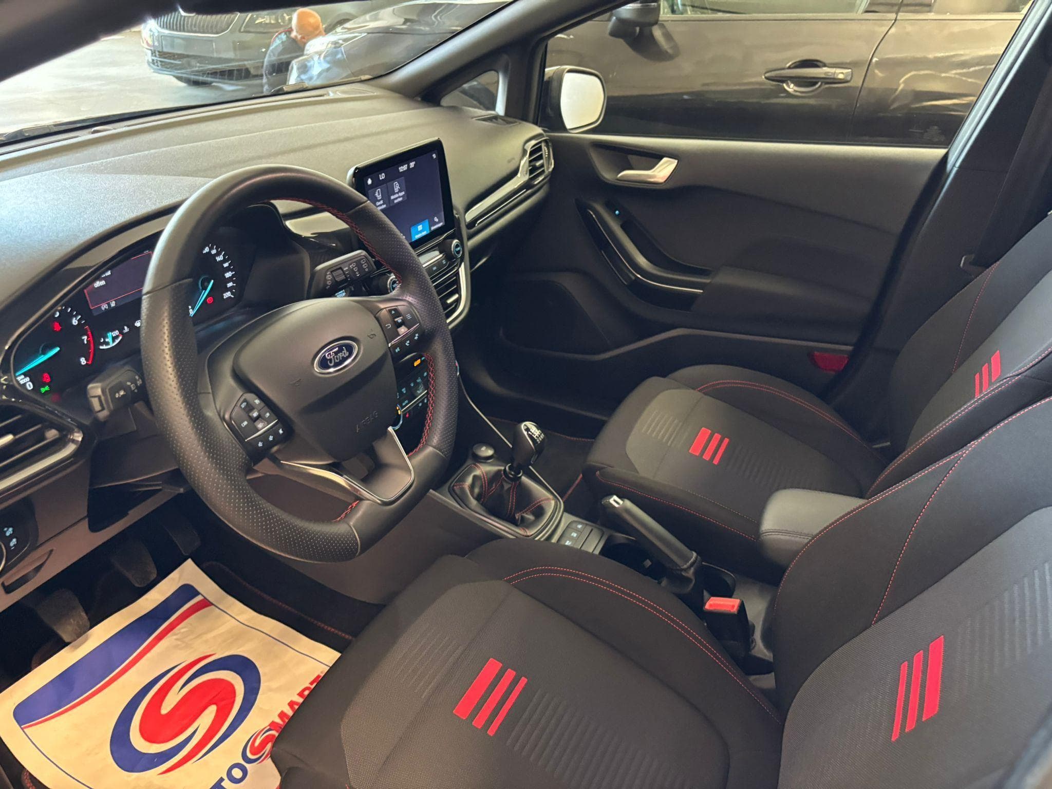 Ford Fiesta ST-Line (2022) - Photo 8