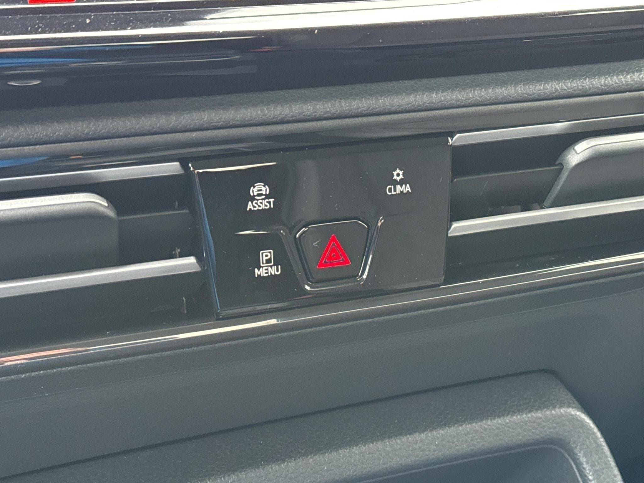 VW Caddy Style (2026) - Photo 24