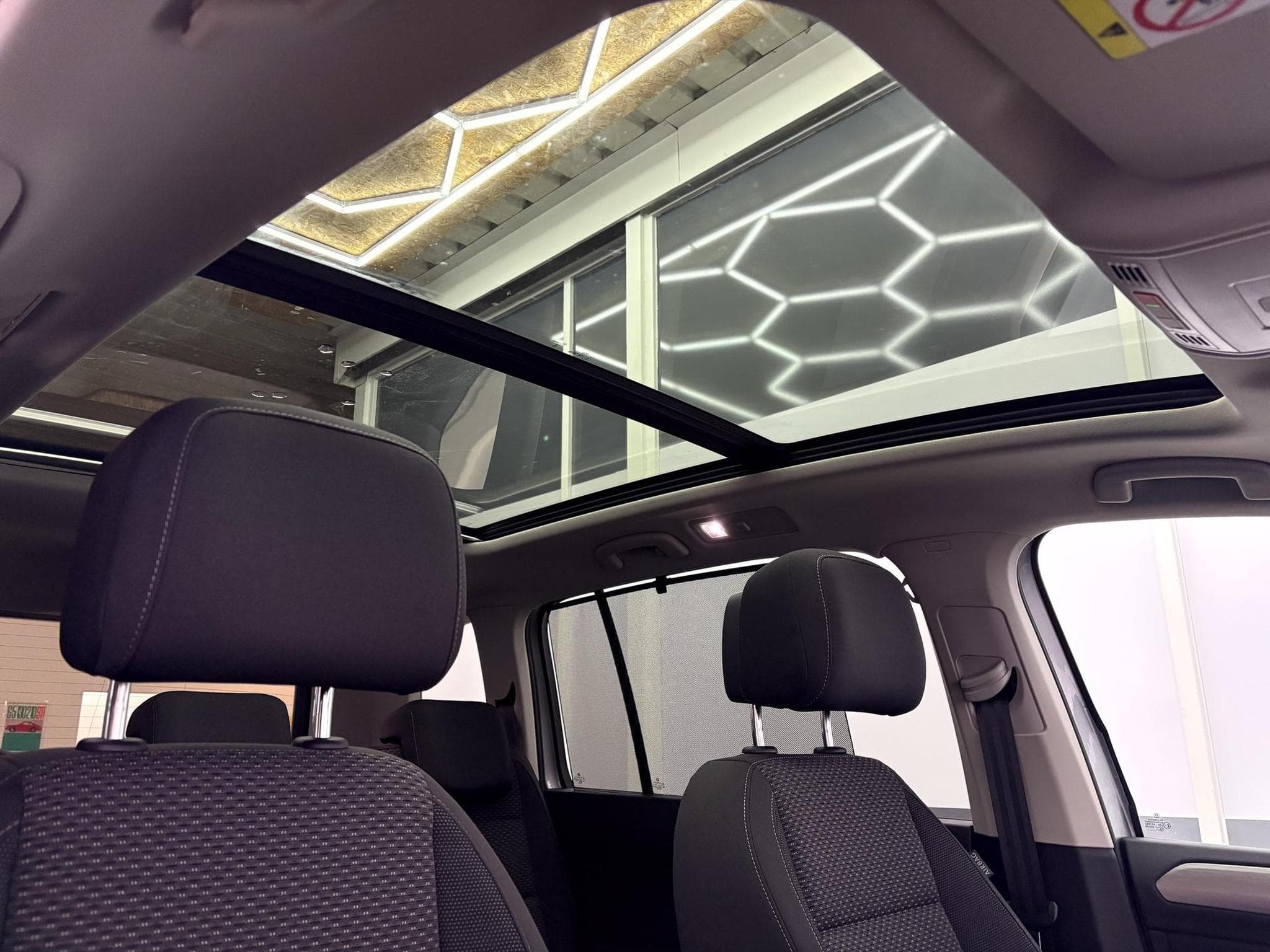 VW Touran Family (2026) - Photo 10