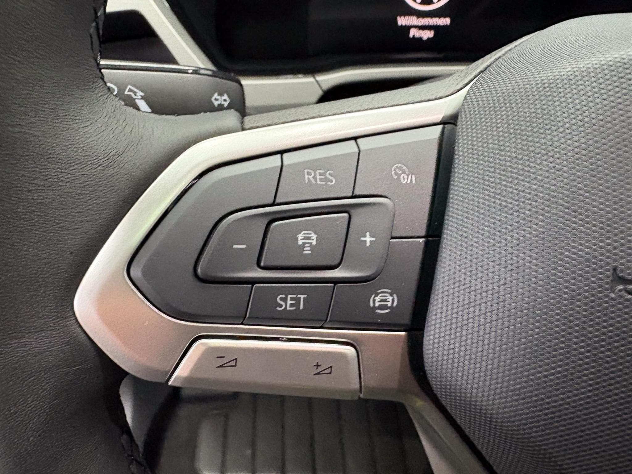 VW Touran Family (2026) - Photo 16