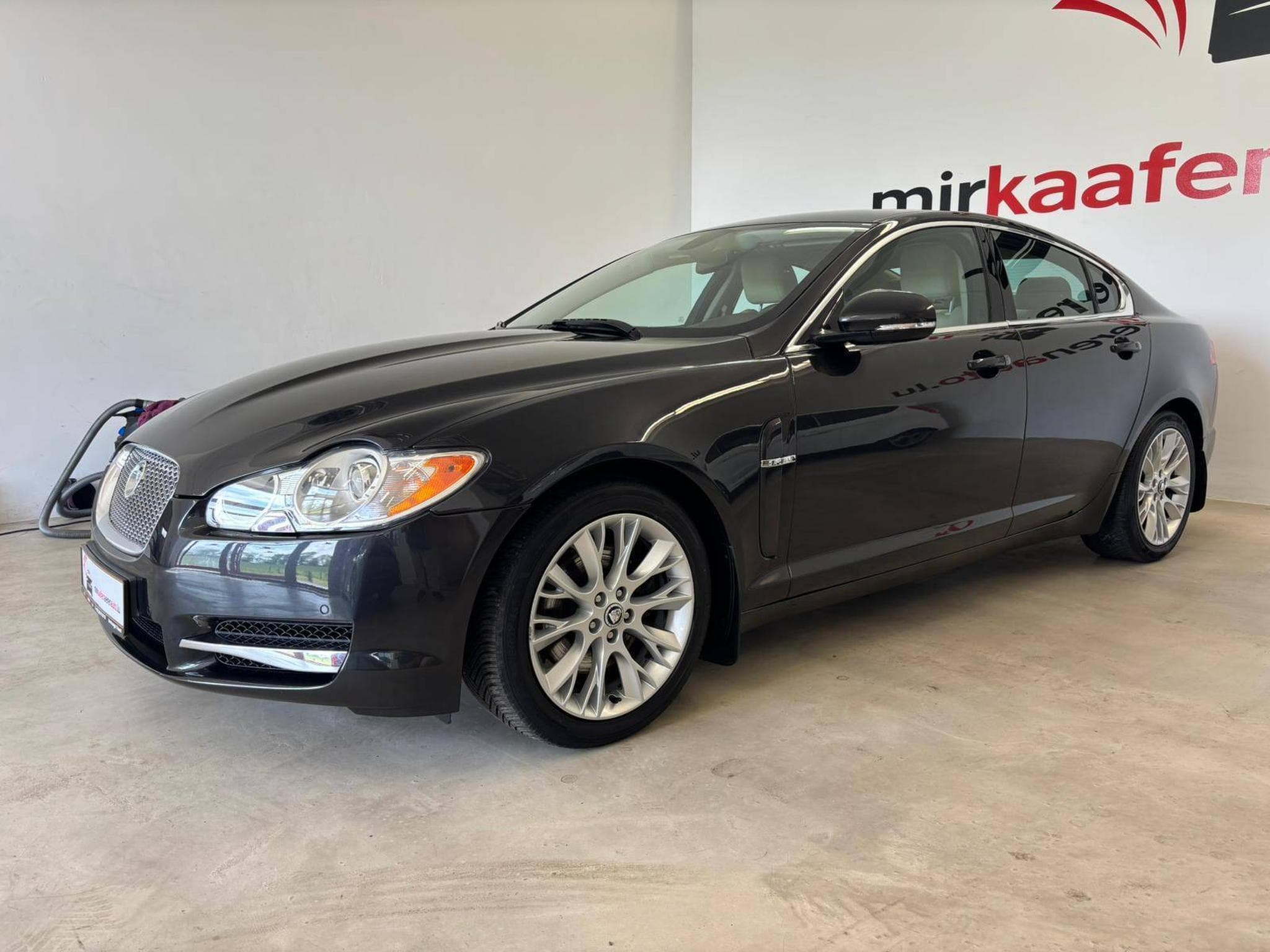 Jaguar XF 3.0 V6 Diesel Premium Luxury (2011) - Foto 3