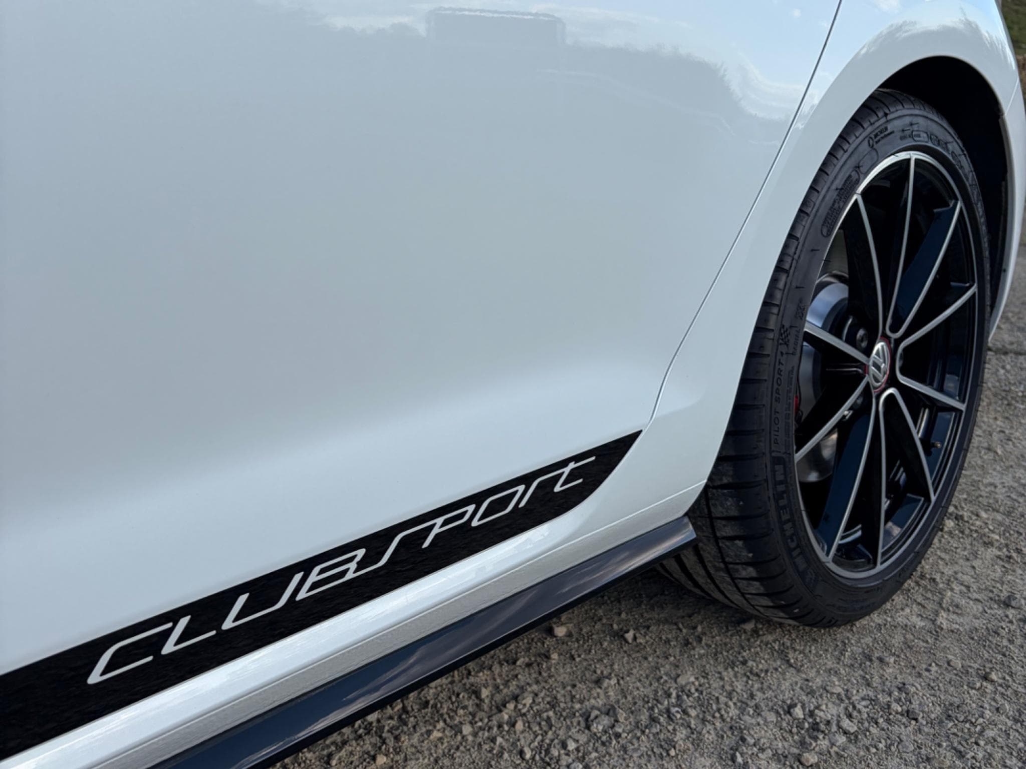 VW GTI Clubsport (2017) - Photo 2