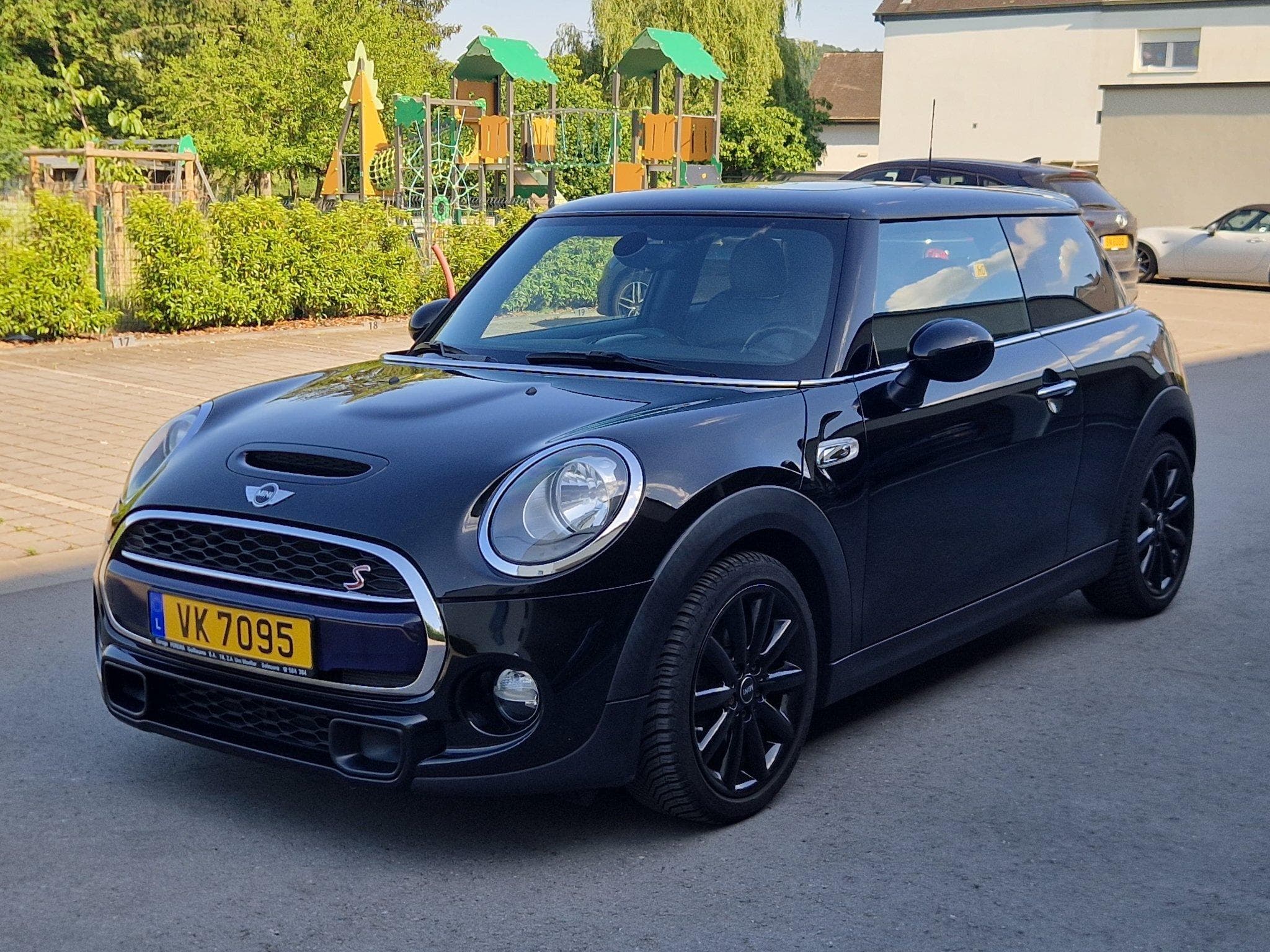 Mini Cooper Cooper S / Pack JCW+Cuir+Toit Pano+Navi+ (2014) - Photo 6