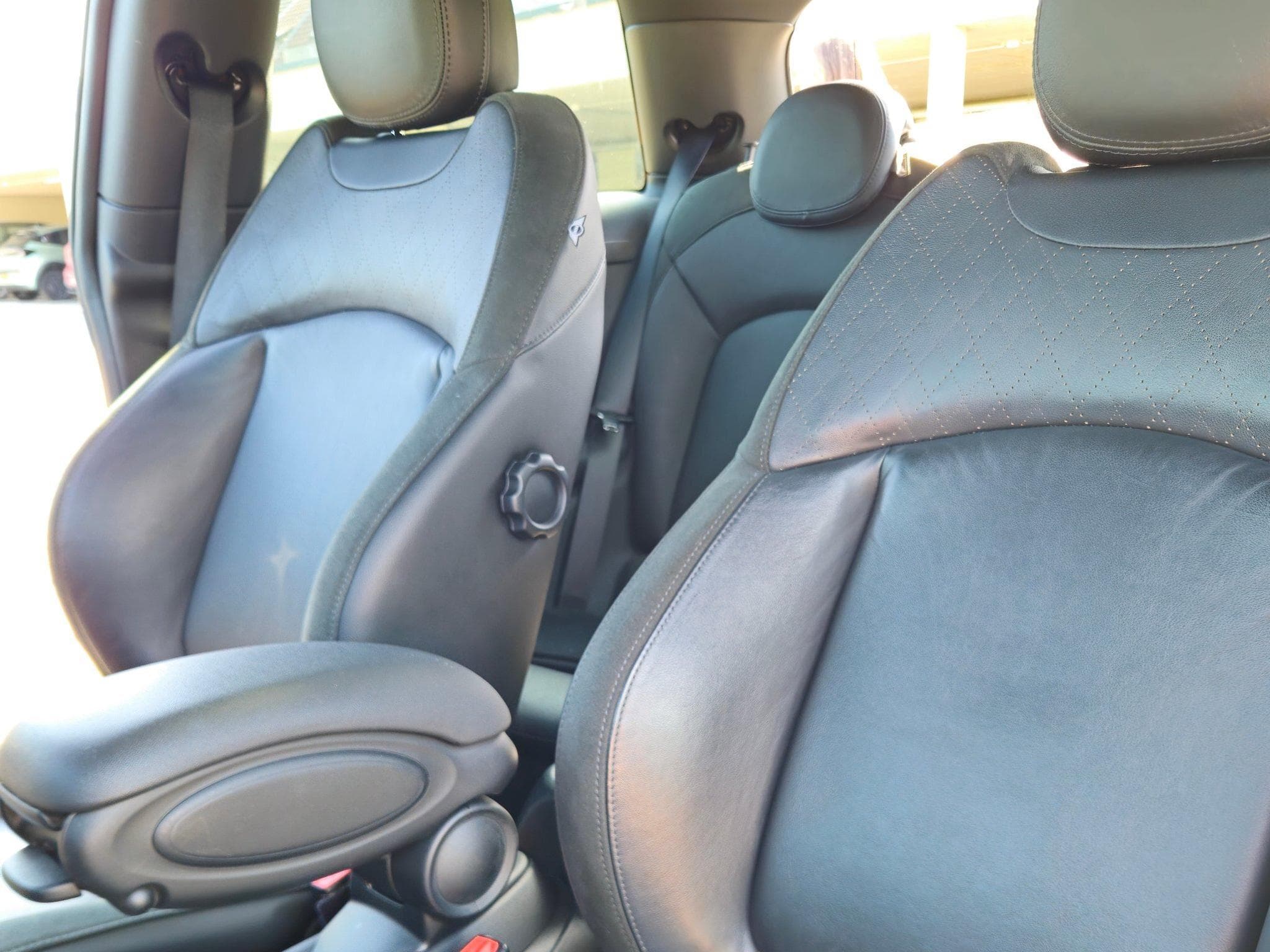 Mini Cooper Cooper S / Pack JCW+Cuir+Toit Pano+Navi+ (2014) - Photo 13