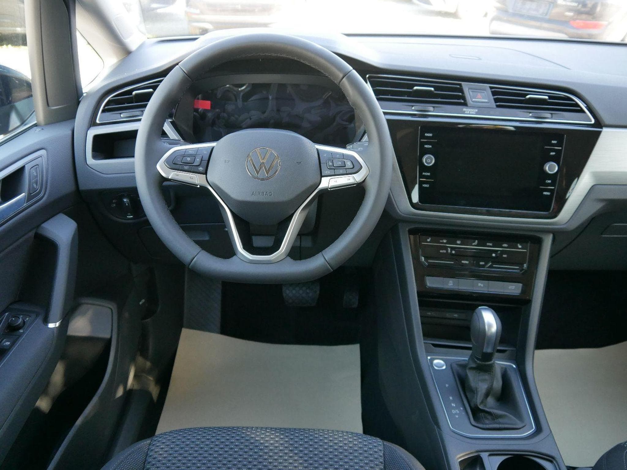VW Touran Comfortline (2026) - Photo 12