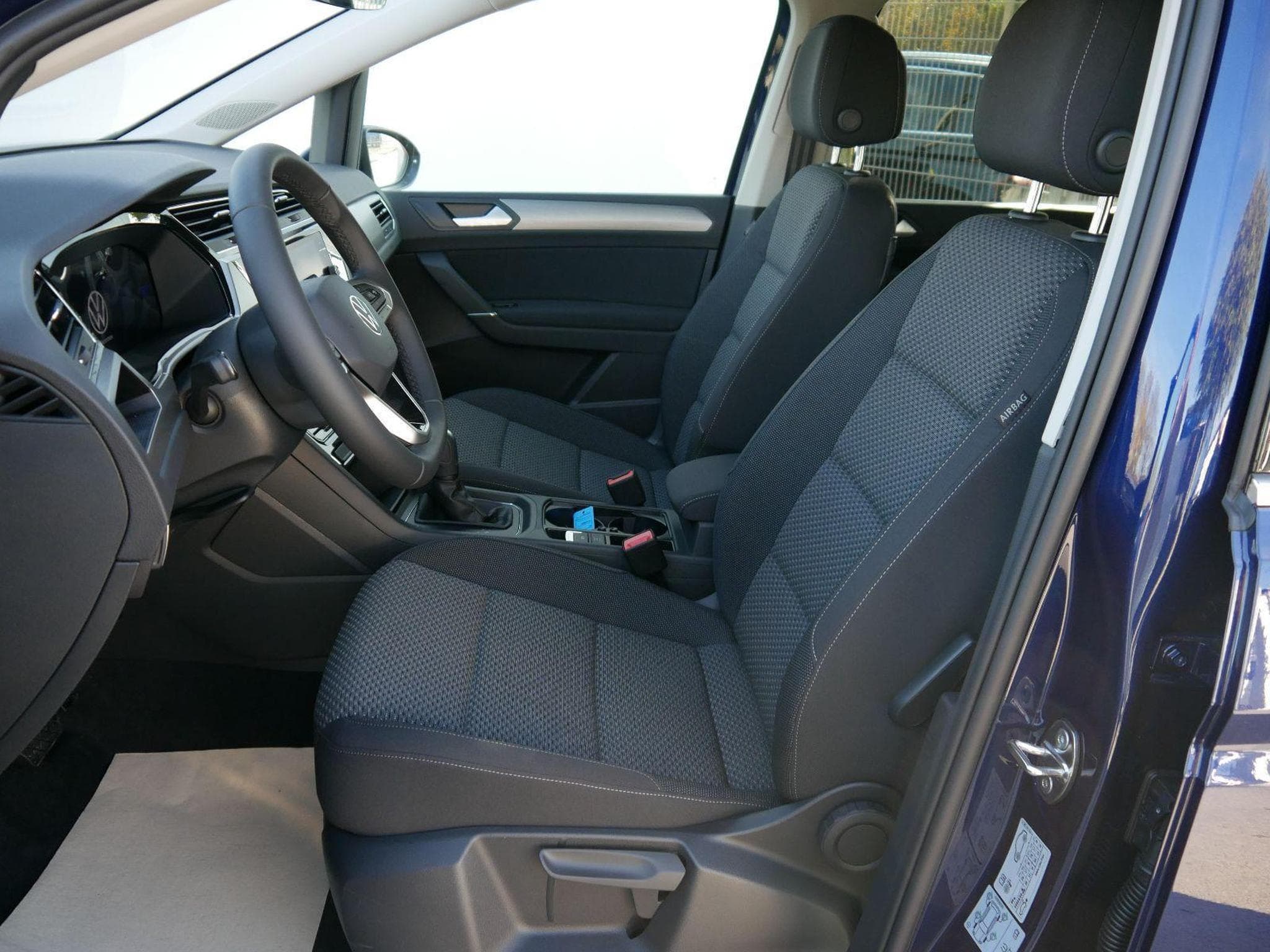 VW Touran Comfortline (2026) - Photo 9