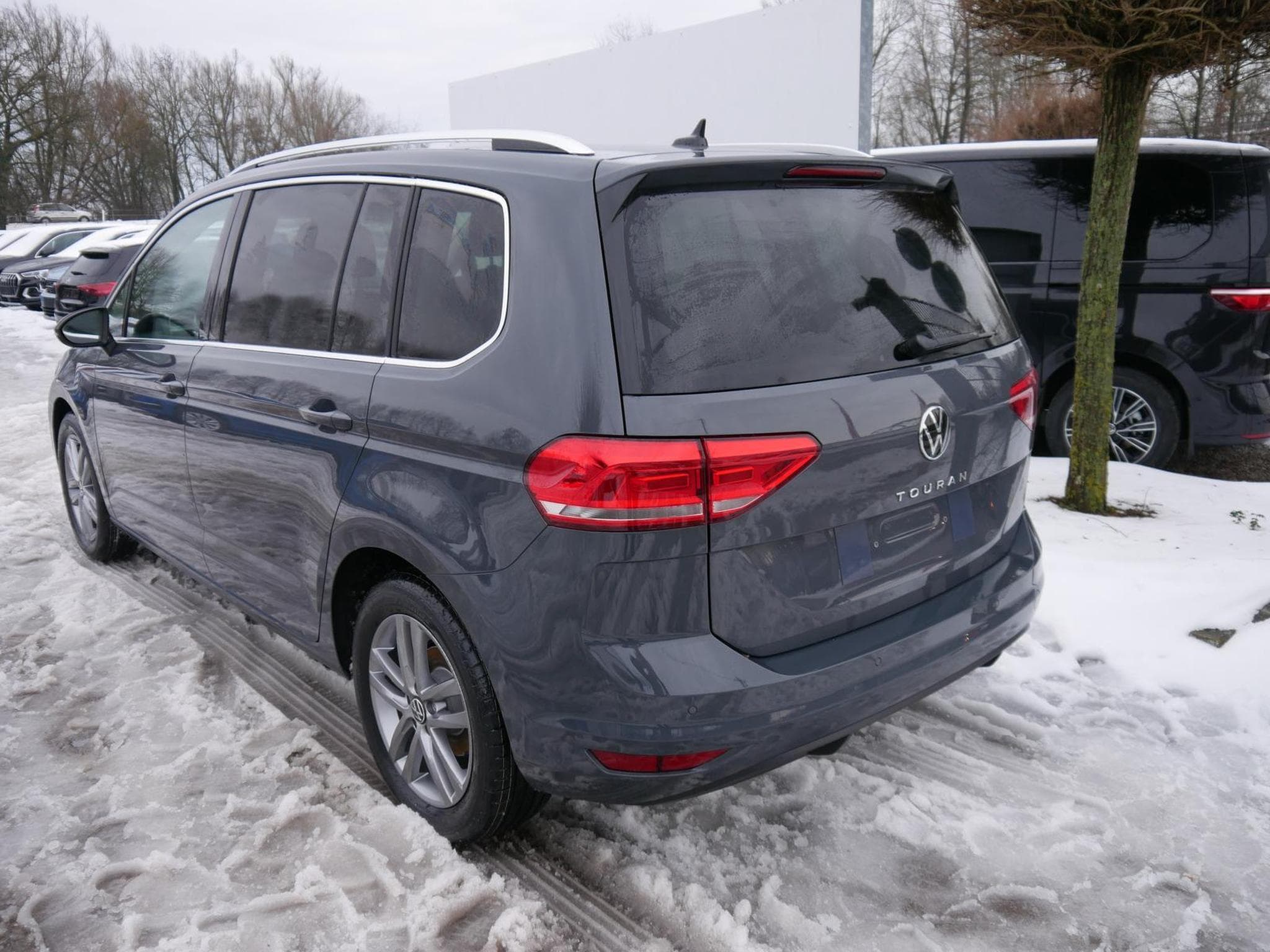 VW Touran Comfortline (2026) - Photo 6