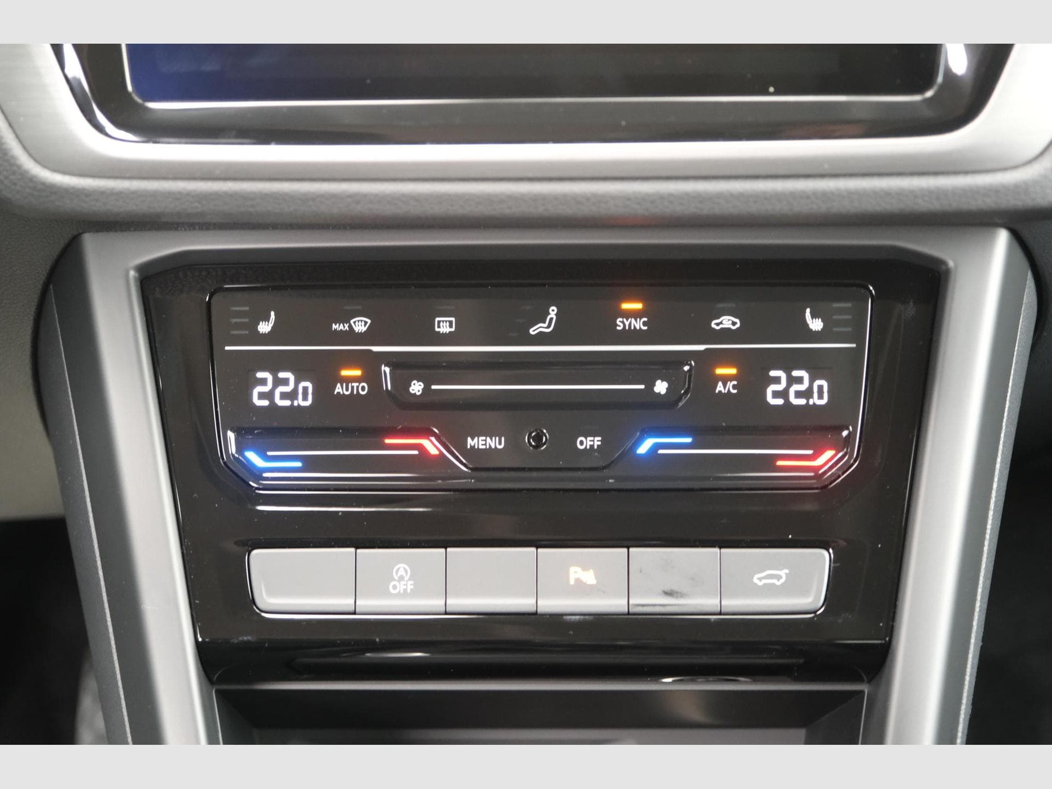 VW Touran 1.5 TSI Edition (2026) - Photo 11