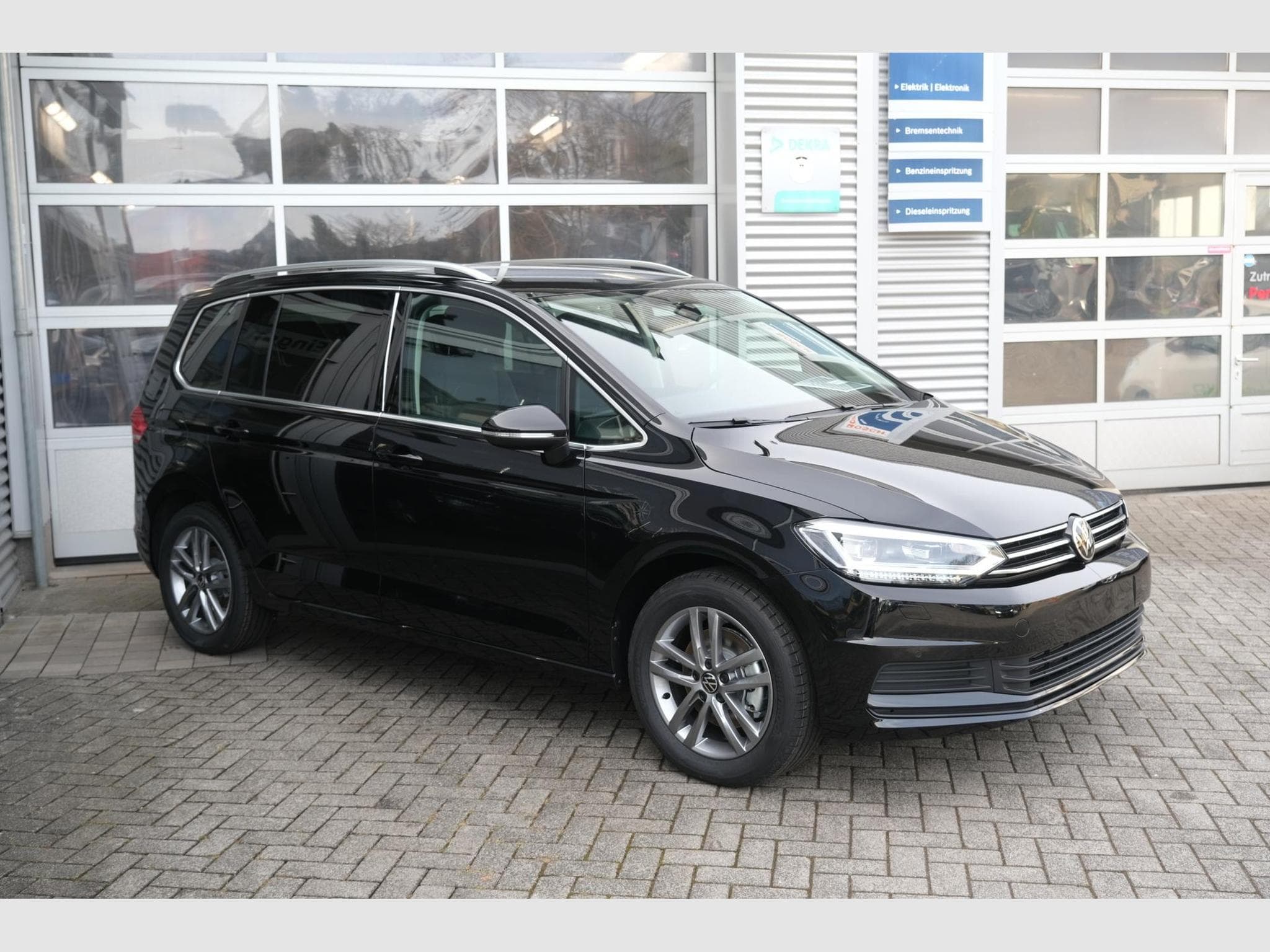 VW Touran 1.5 TSI Edition (2026) - Photo 3