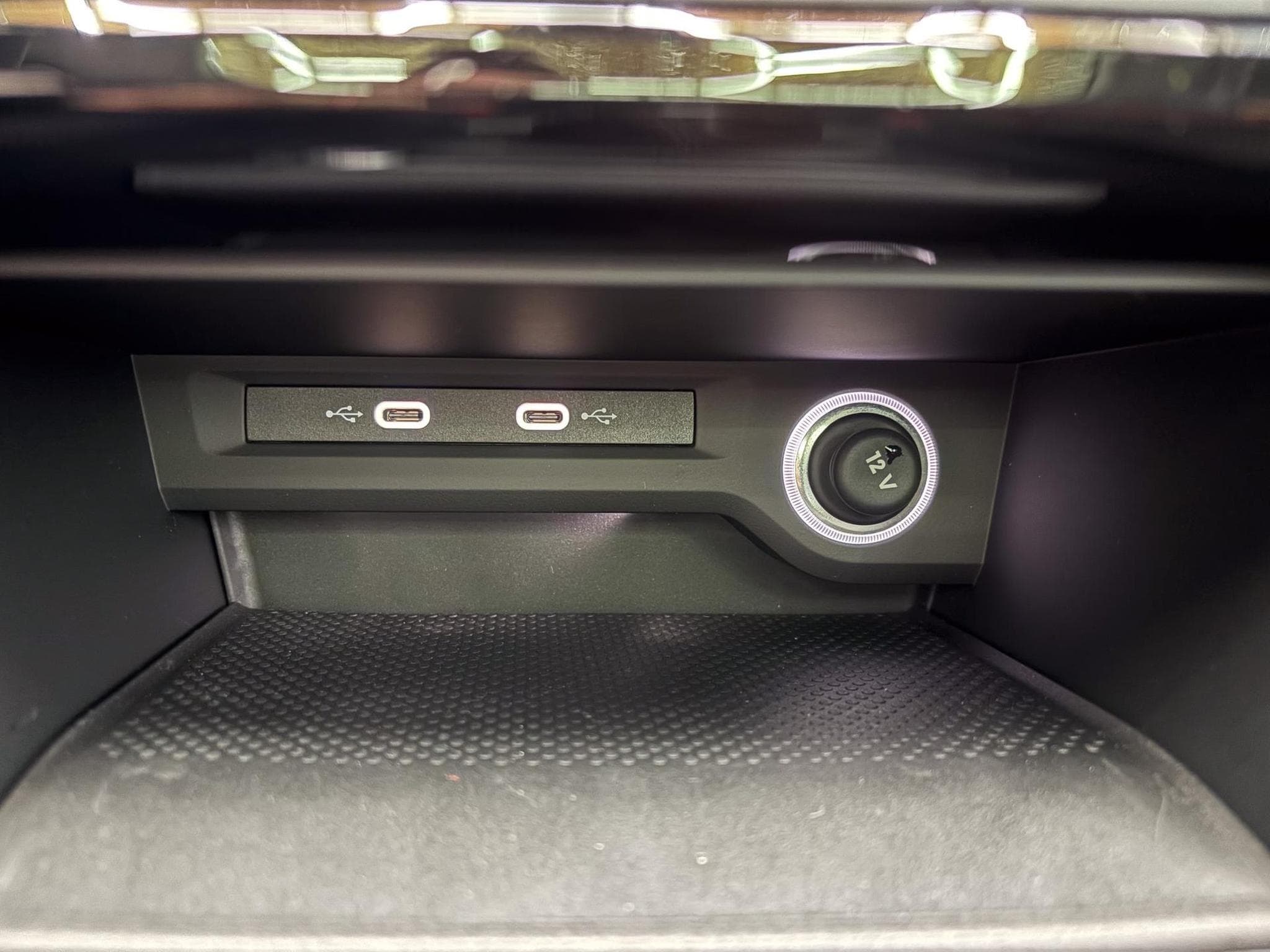 VW Touran Family (2026) - Photo 25