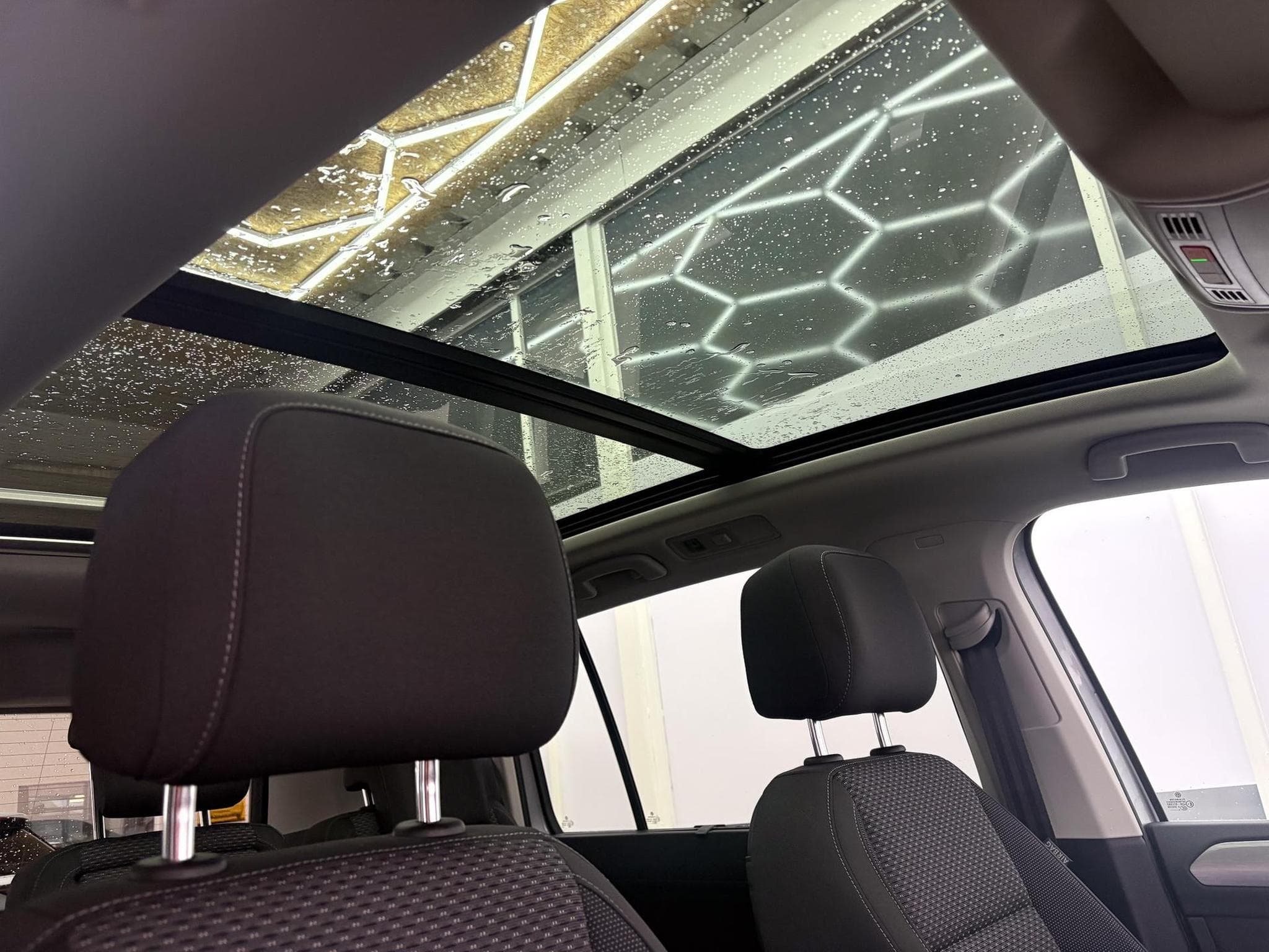 VW Touran Family (2026) - Photo 9