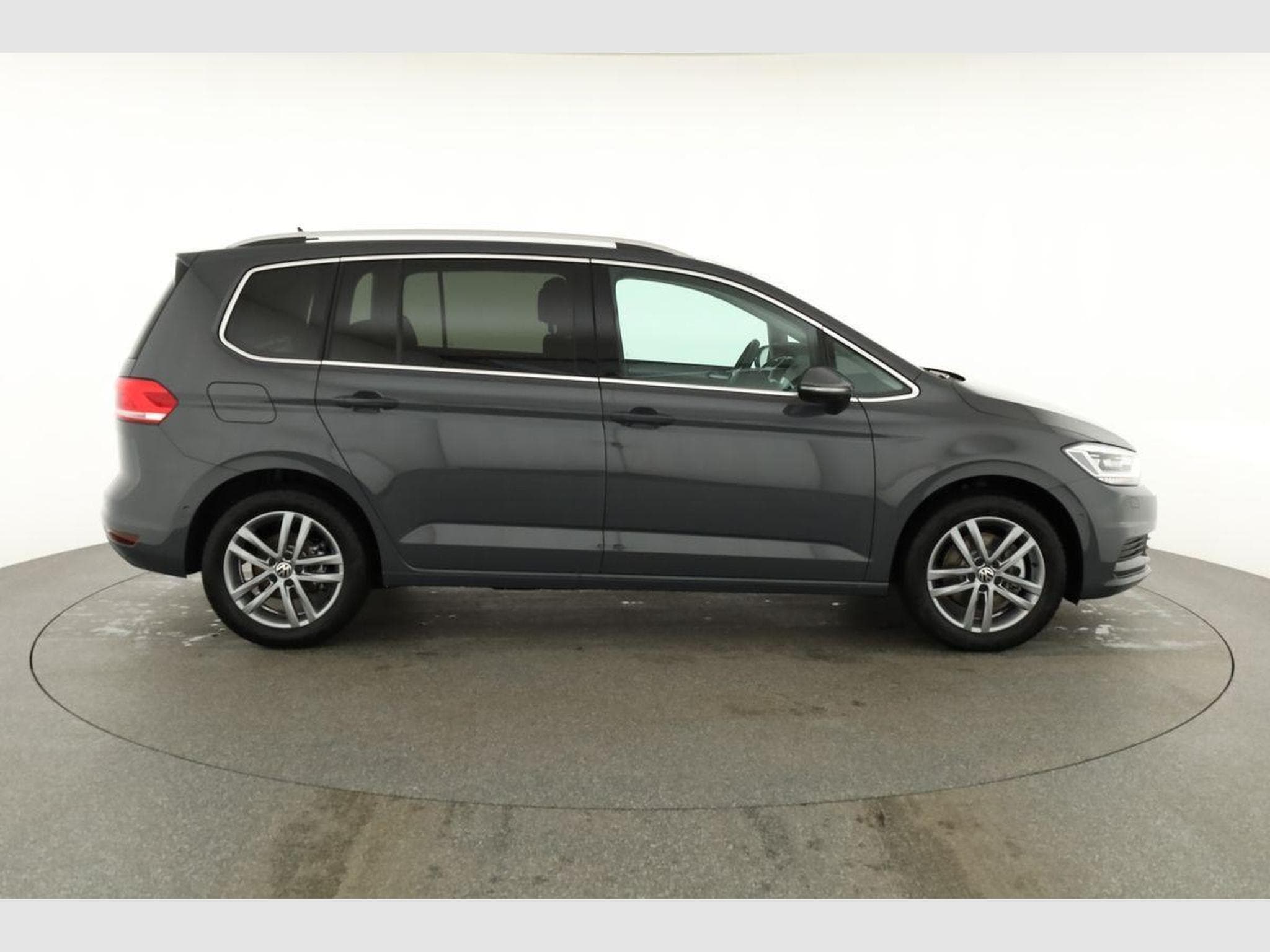 VW Touran Comfortline BMT/Start-Stopp (2026) - Photo 24