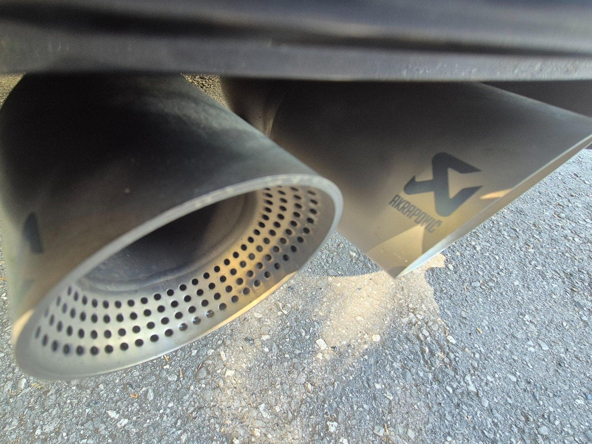 VW T-Roc R 2.0 TSI 300CV AKRAPOVIC (2020) - Photo 10