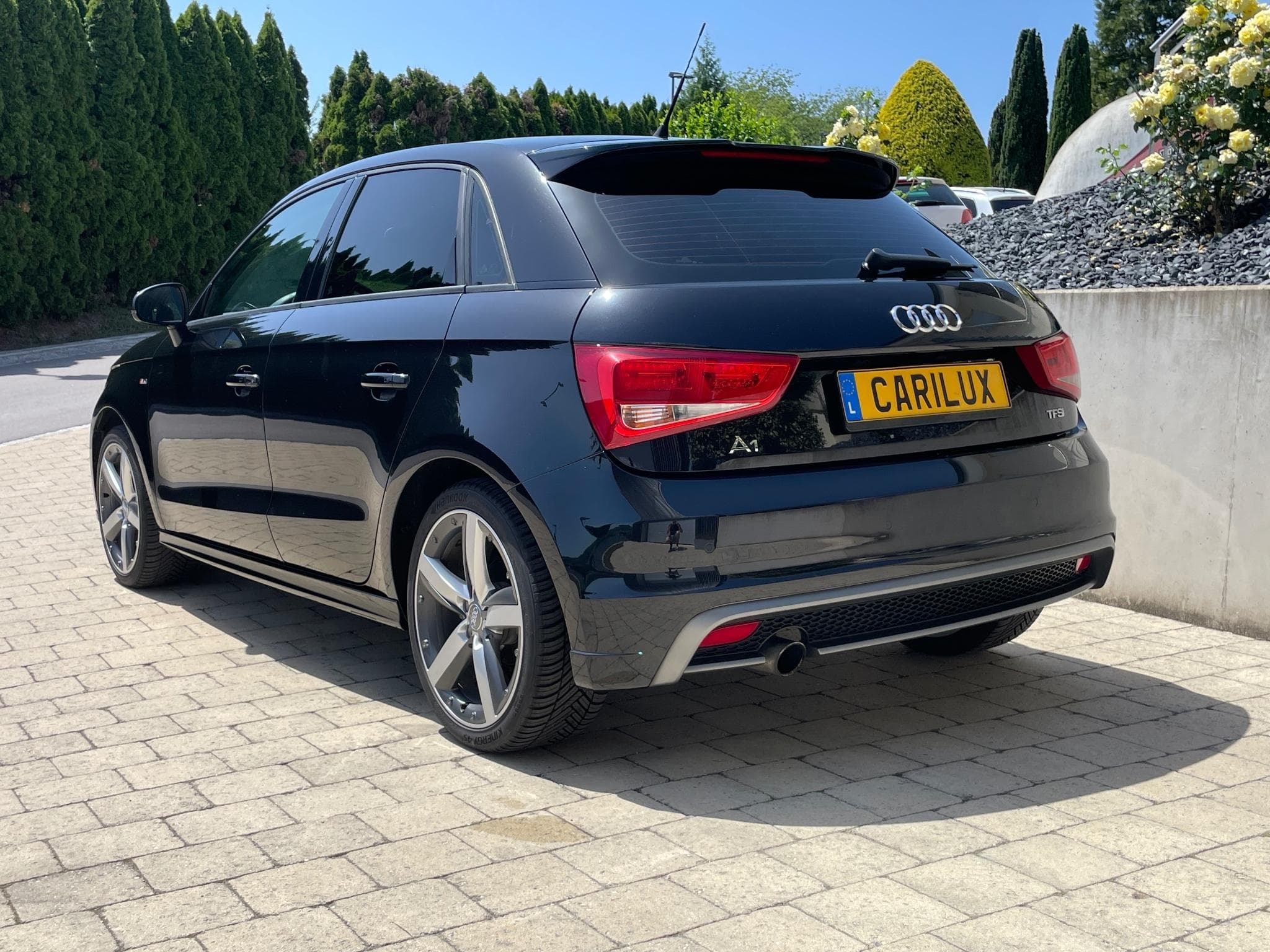 Audi A1 1.2 TFSI Sportback S-Line (2013) - Photo 9