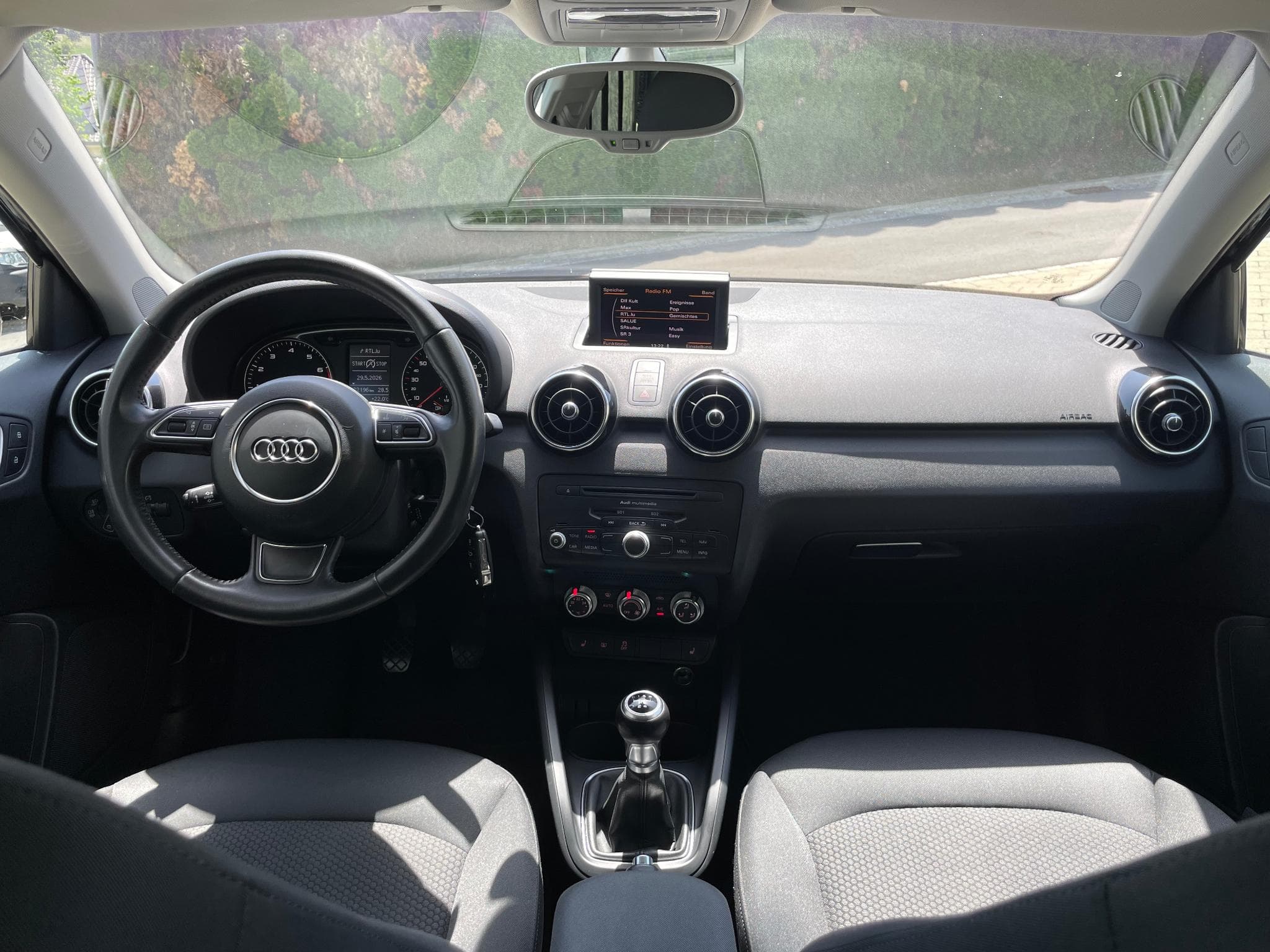Audi A1 1.2 TFSI Sportback S-Line (2013) - Photo 5