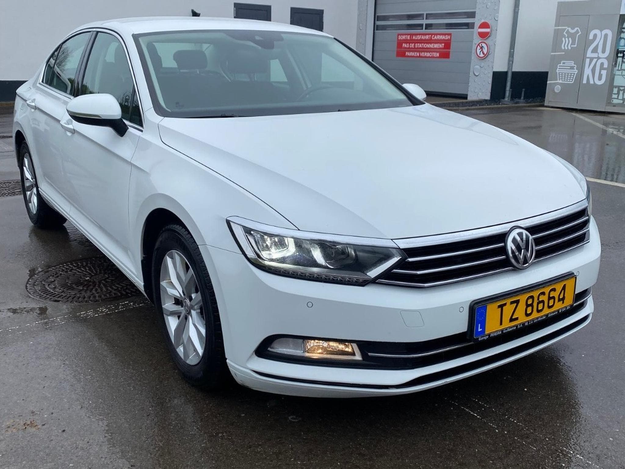 VW Passat COMFORTLINE (2018) - Photo 2