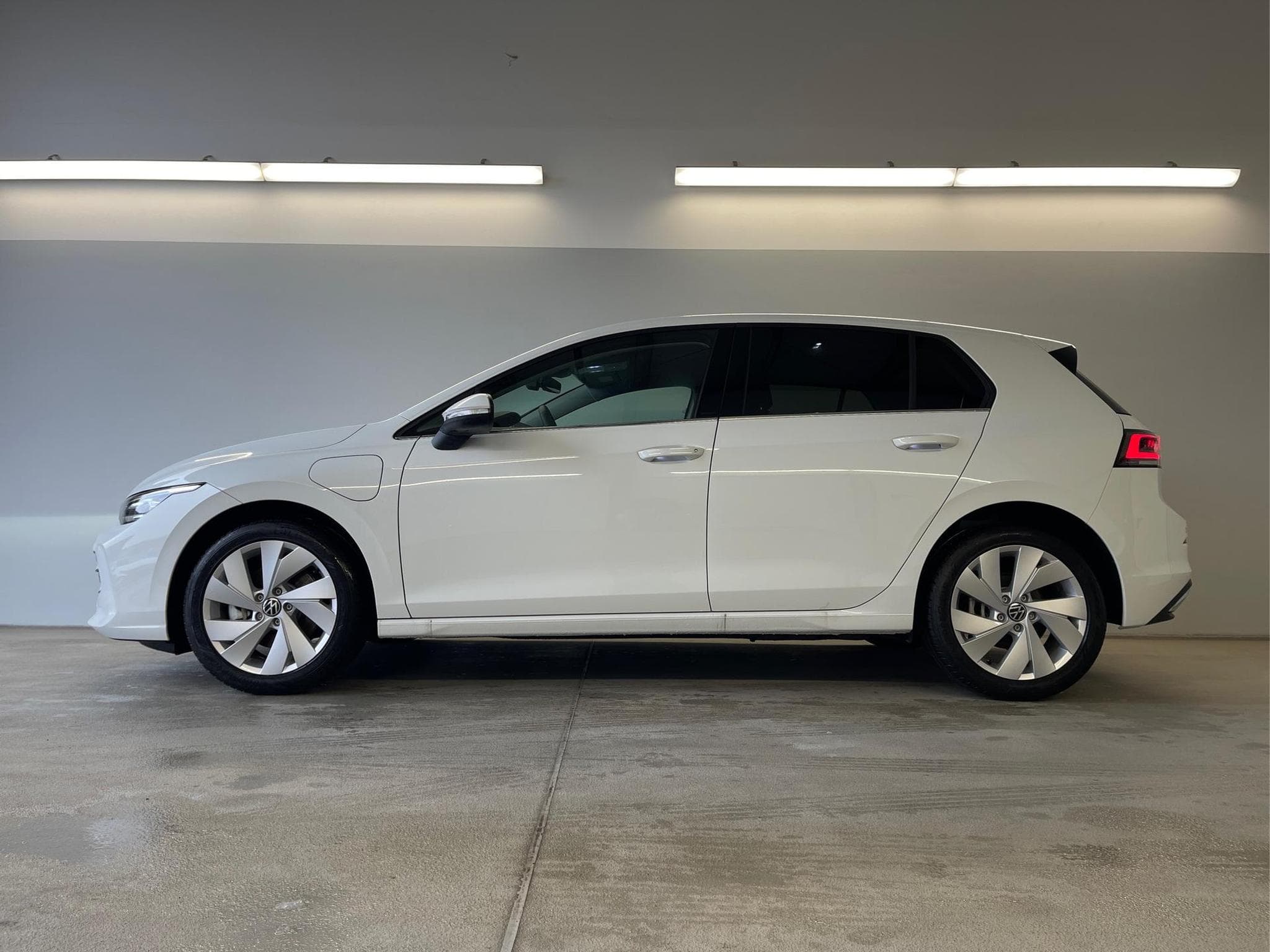 VW Golf Style (2026) - Photo 3