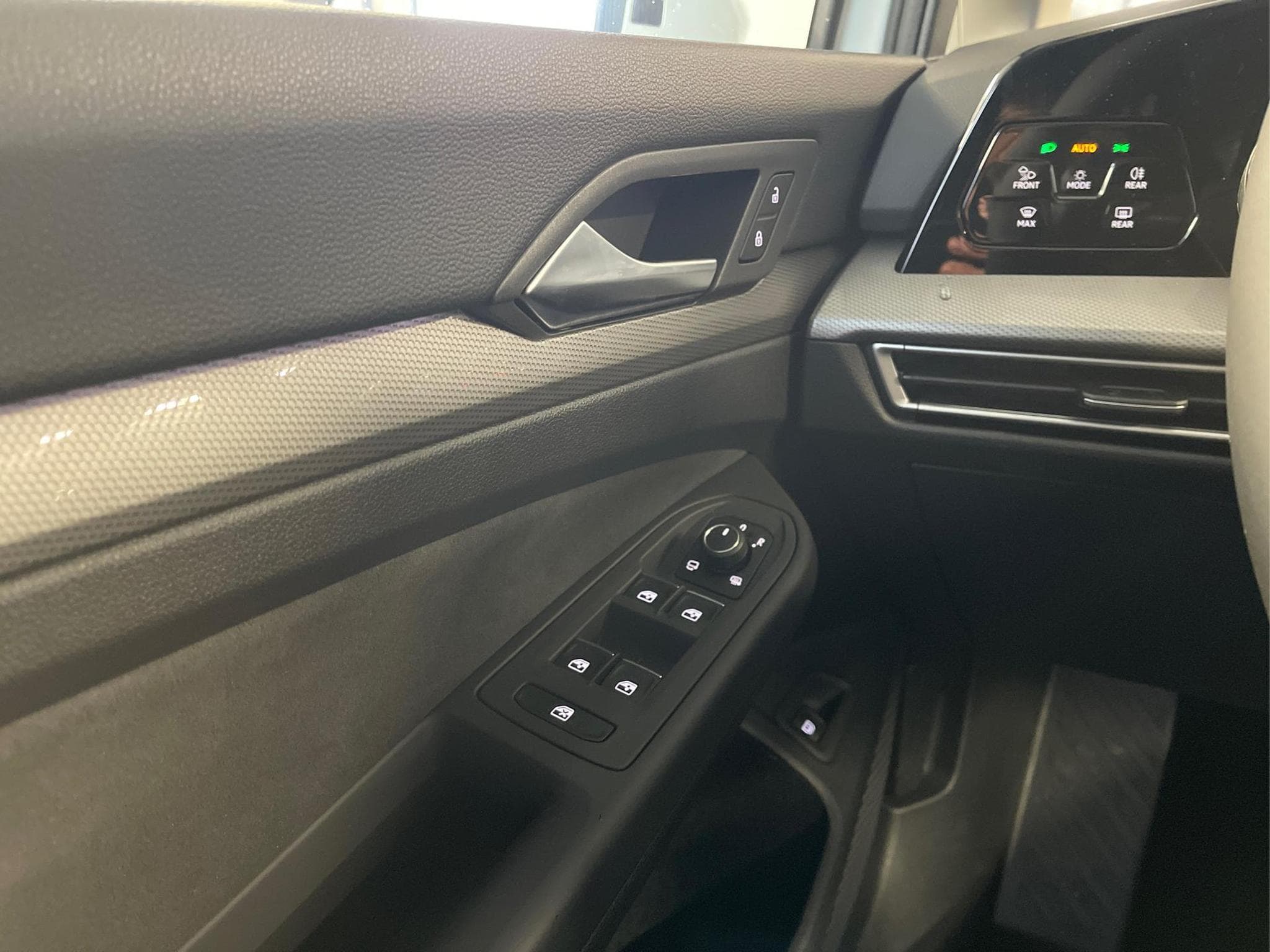 VW Golf Style (2026) - Photo 9