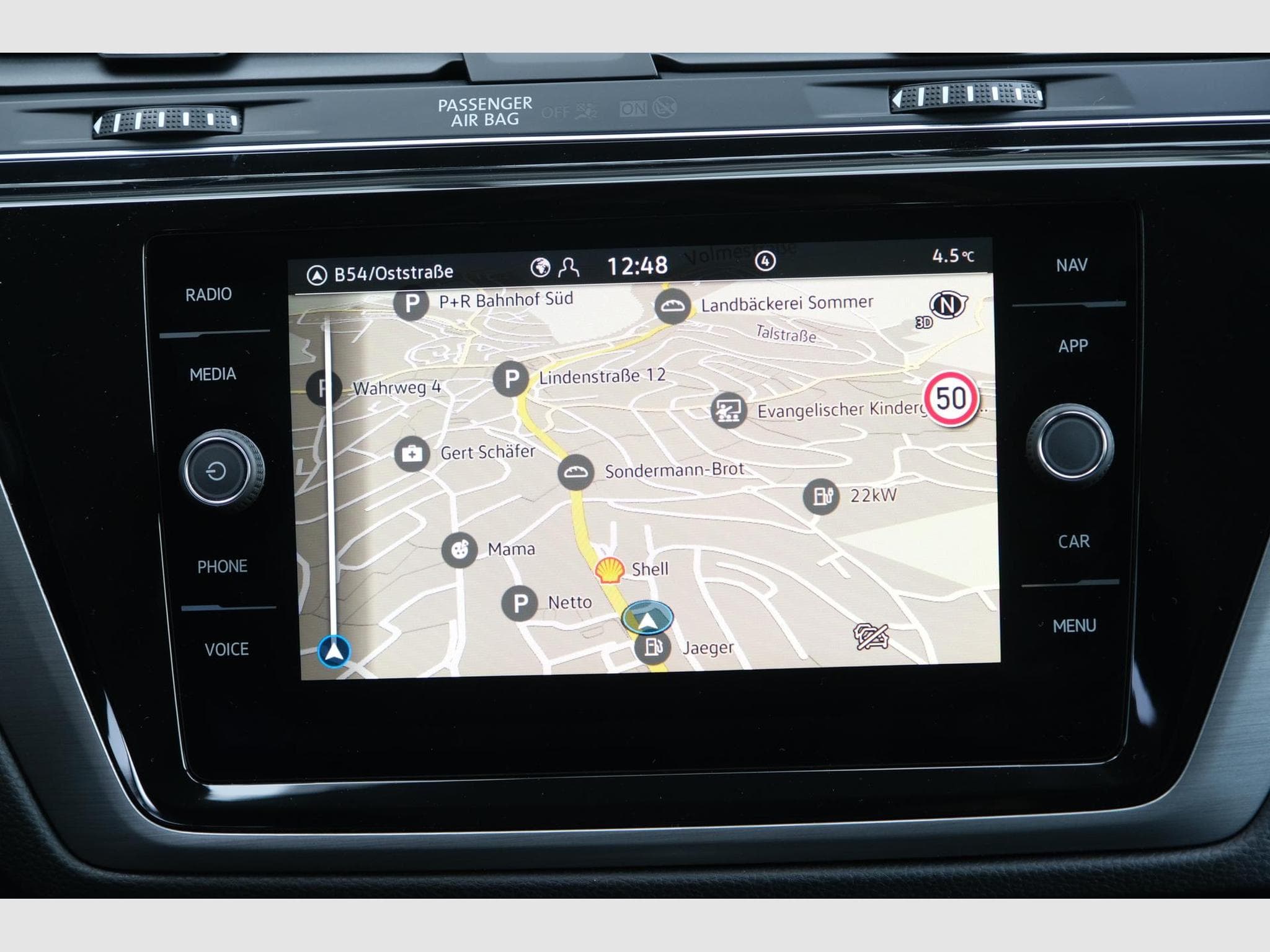 VW Touran 1.5 TSI DSG (2026) - Photo 11